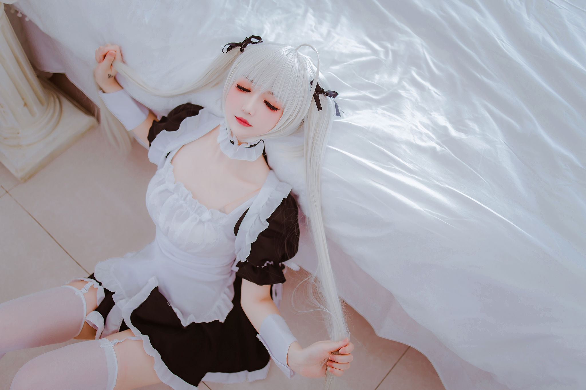 [福利COS] Coser衣衣 - 穹妹女仆