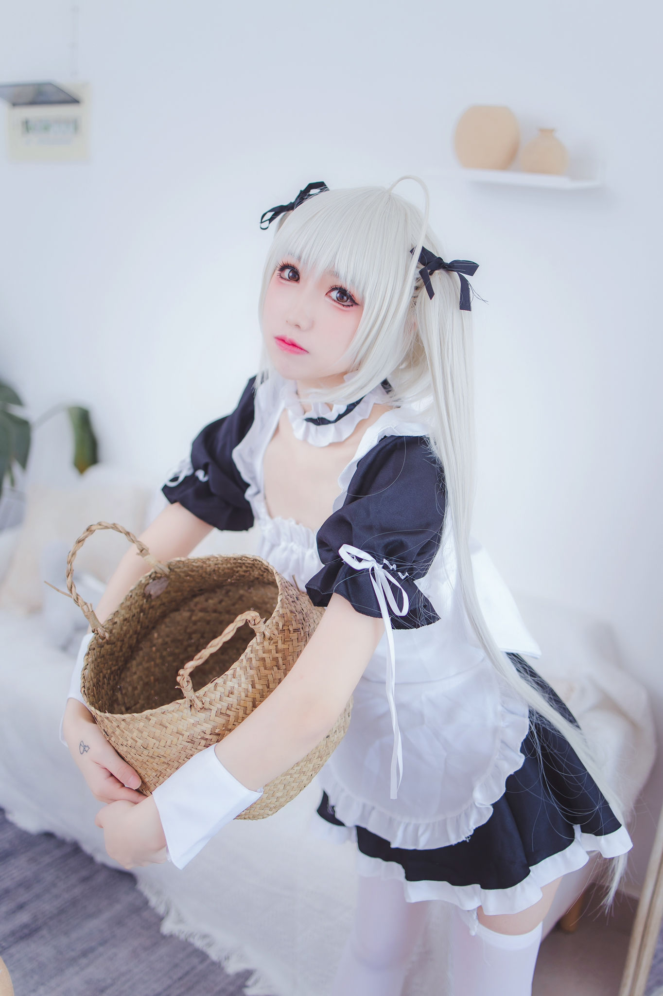 [福利COS] Coser衣衣 - 穹妹女仆