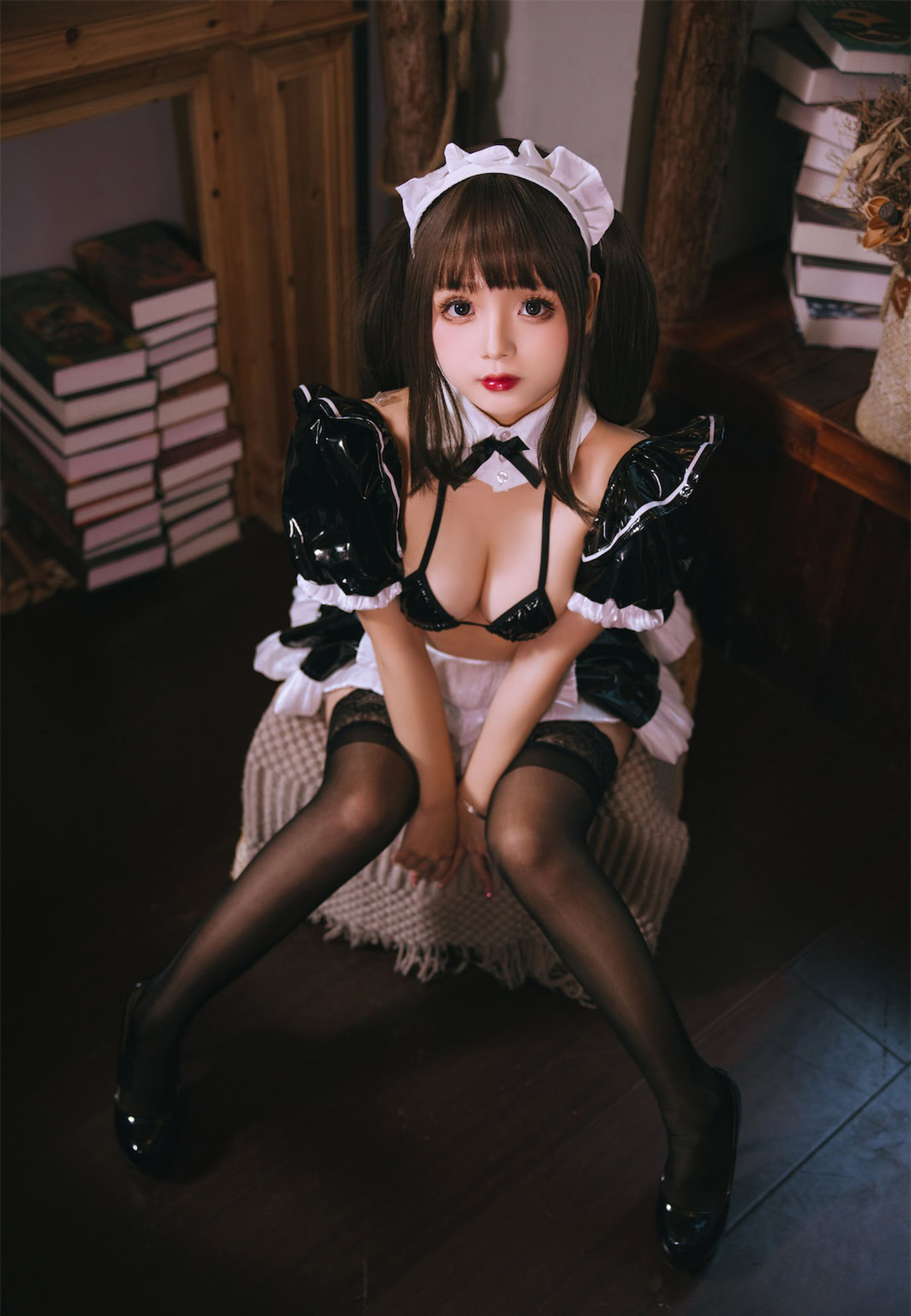 [福利COS] Cosplay日奈娇 - 皮质女仆