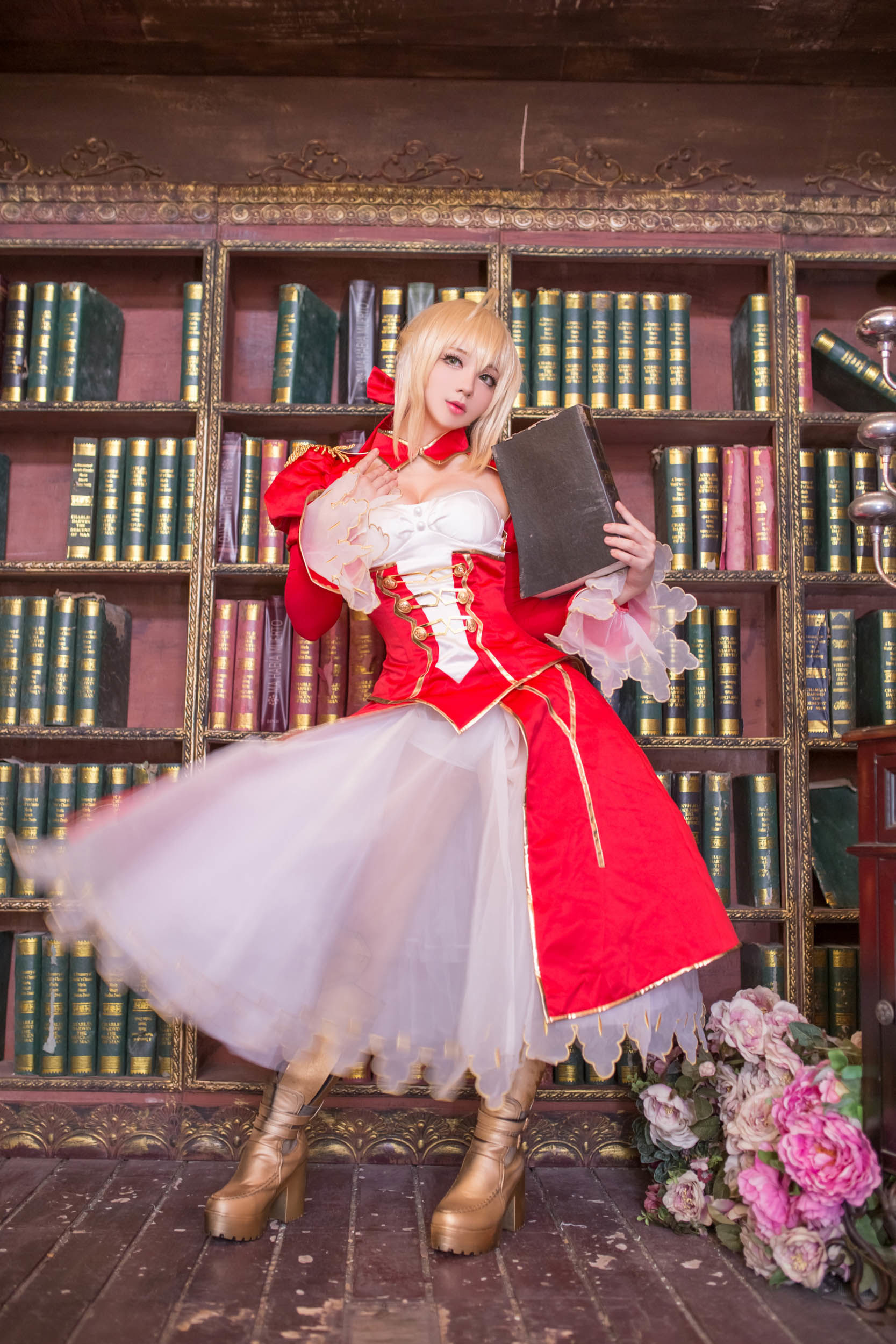 [福利COS] Cos妹子千寻 - 尼禄Nero1