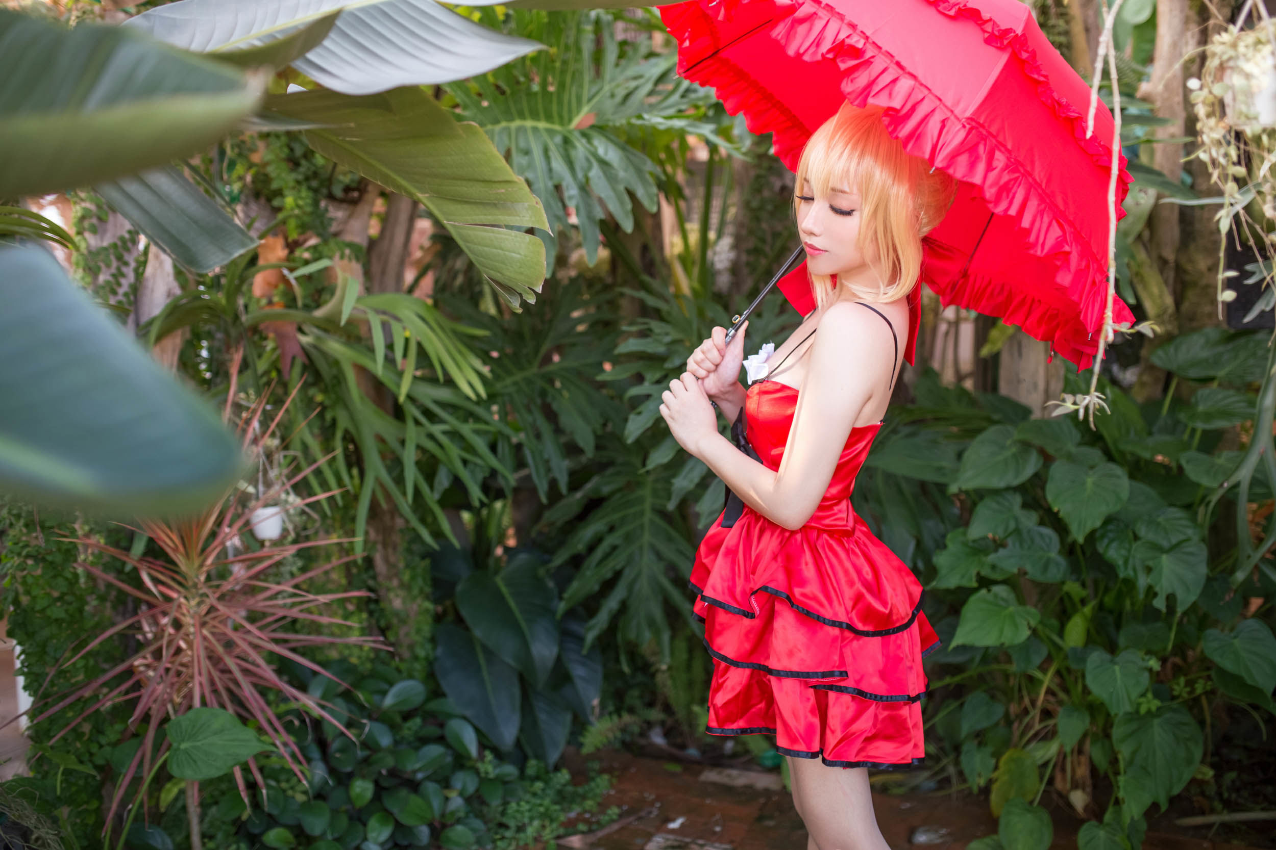 [福利COS] Cos妹子千寻 - 尼禄Nero1