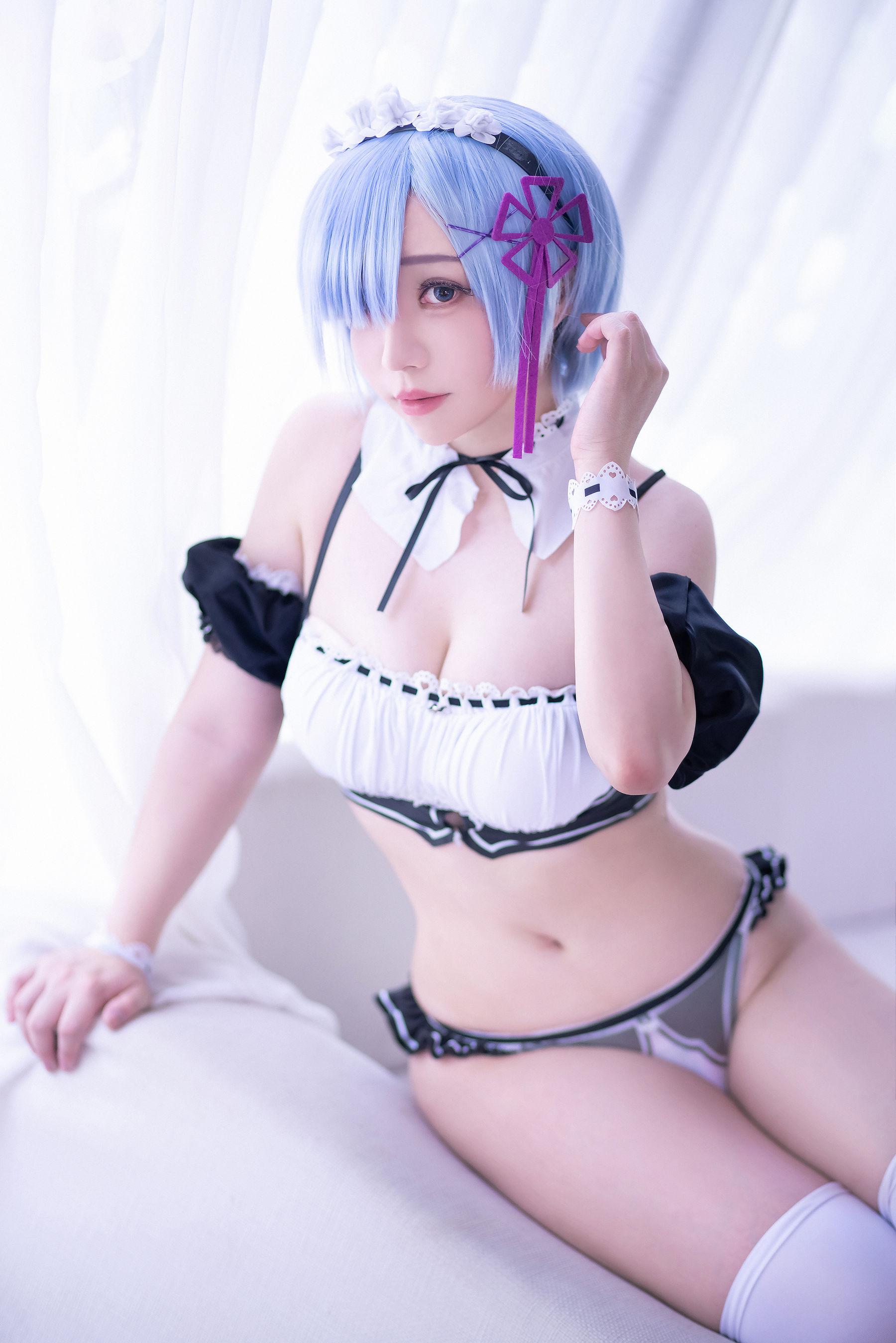 [福利COS] Cos妹子千寻 - 蕾姆Rem