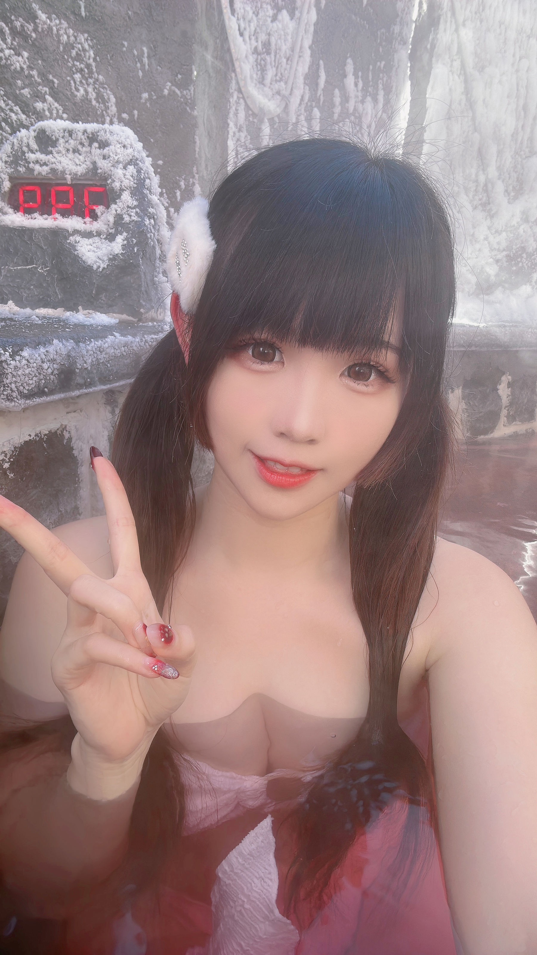 [福利COS] miko酱ww - 雪地温泉