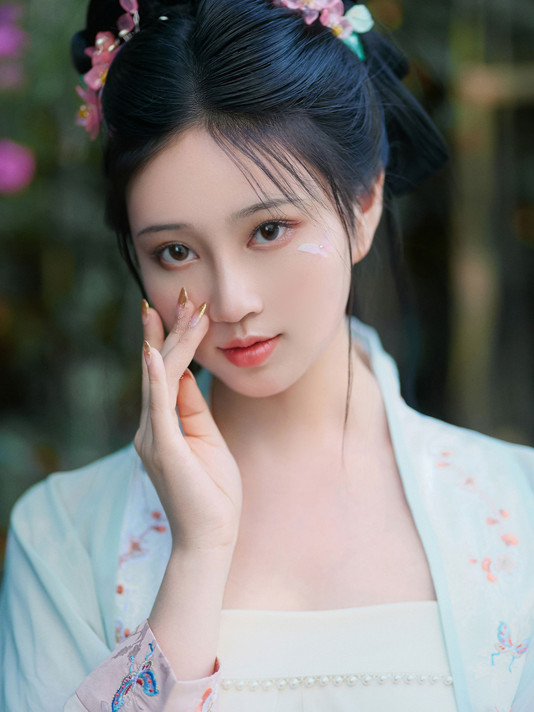 [福利COS] Nnian - 花间集