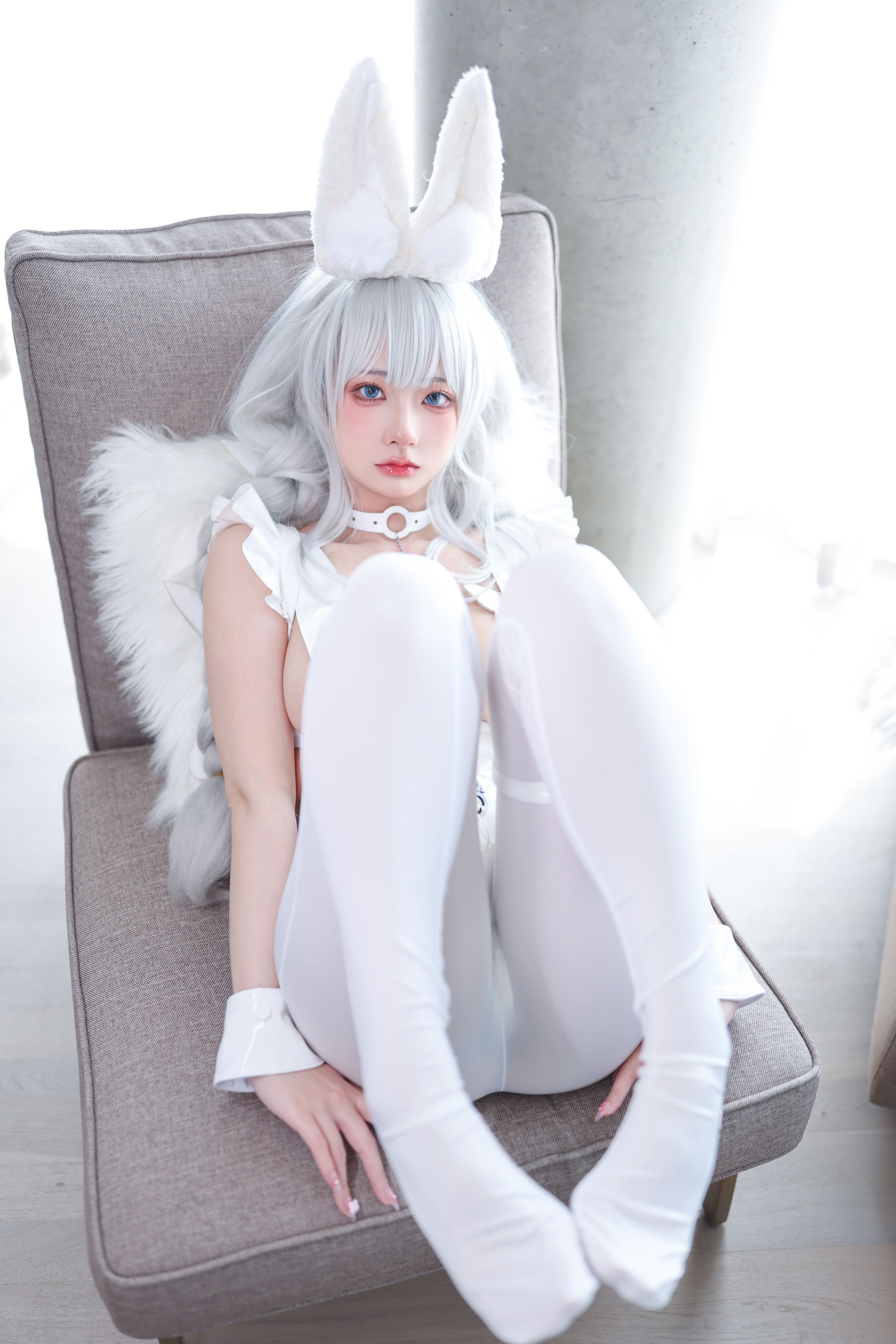 [福利COS] wendydydydy_酱油 - 恶毒 懒懒的白兔