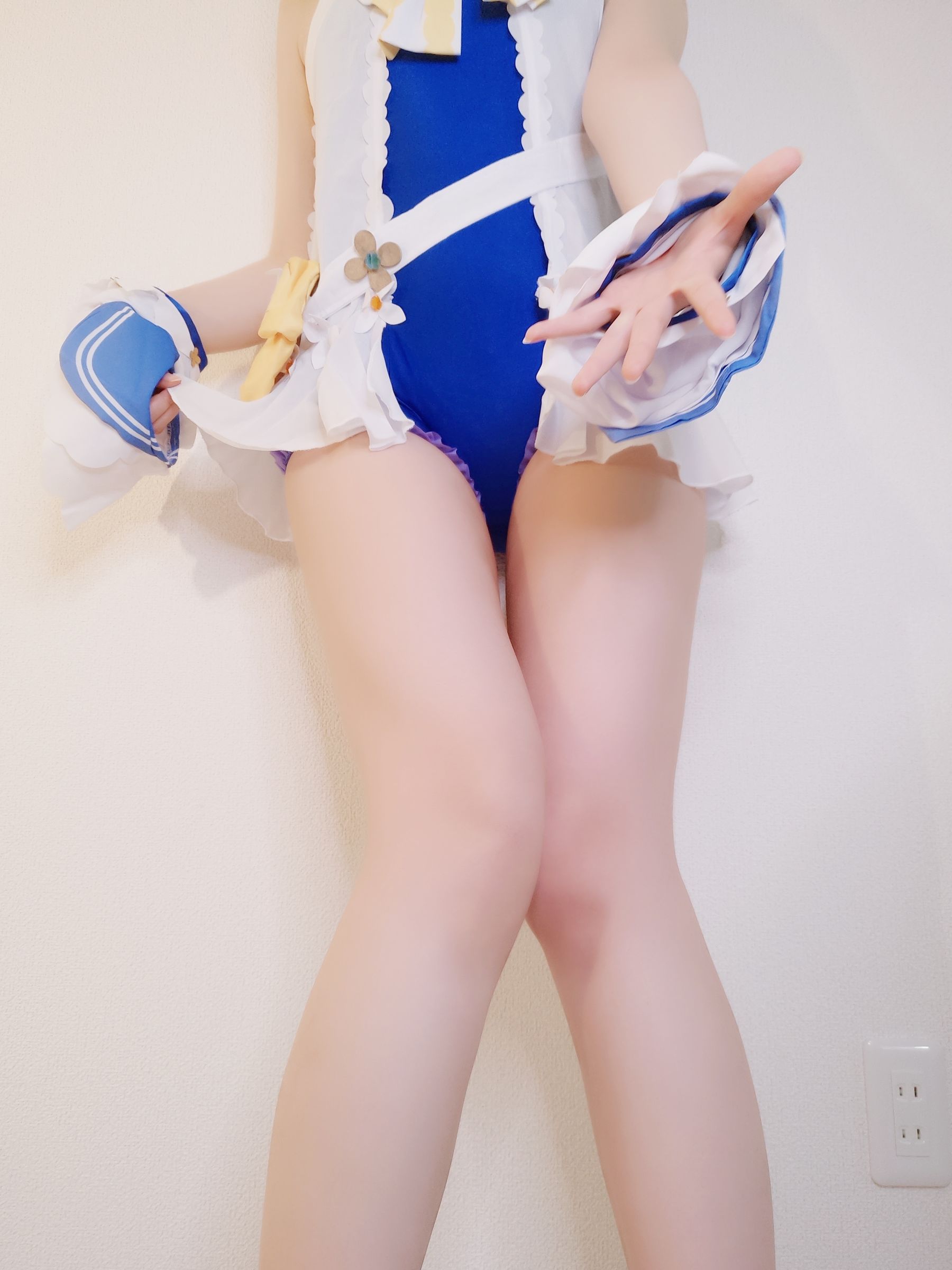 [福利COS] Yuki亭 - バーバラちゃん水着 (原神)