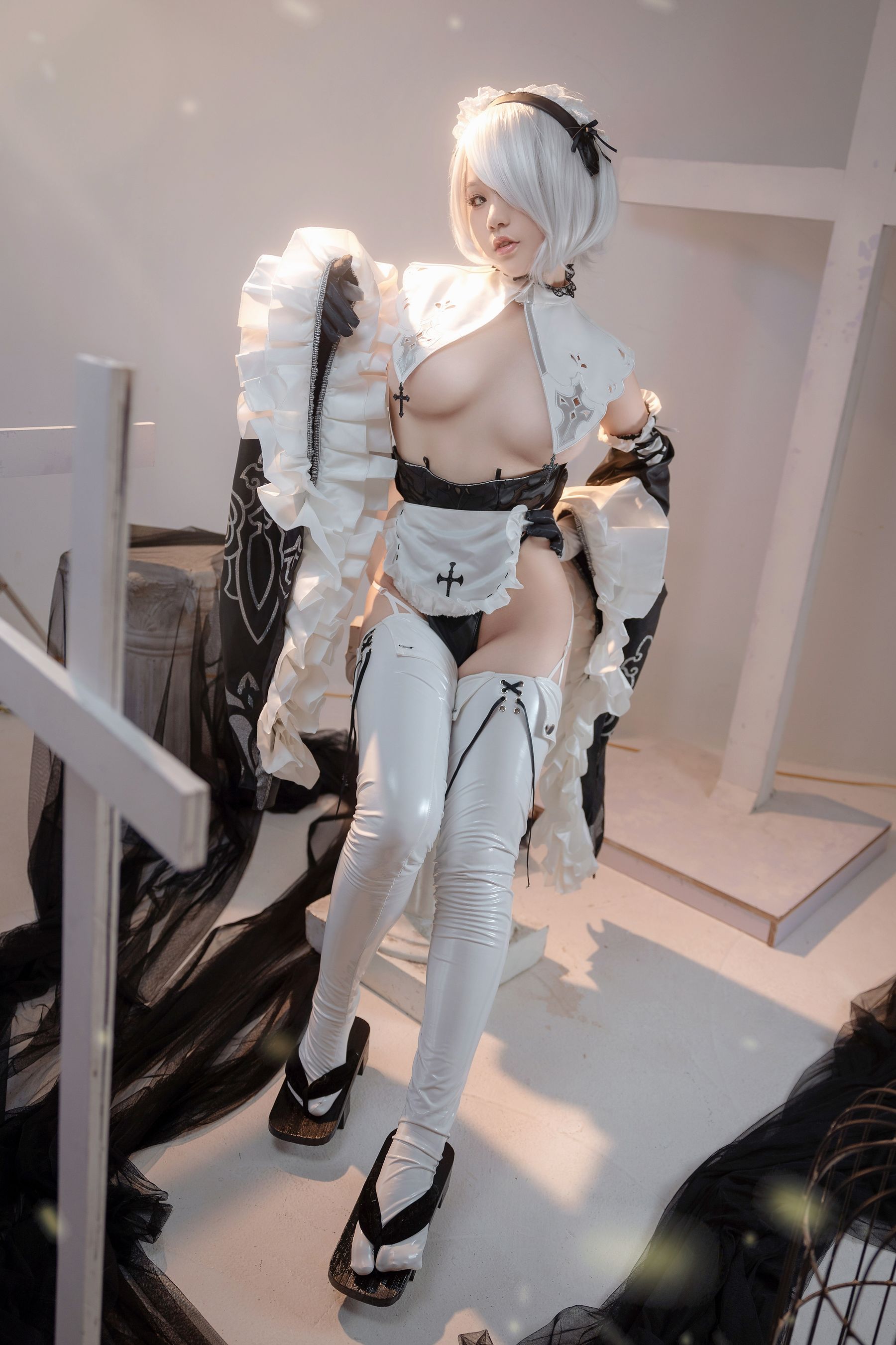 [福利COS] 七七娜娜子 - 2B女仆