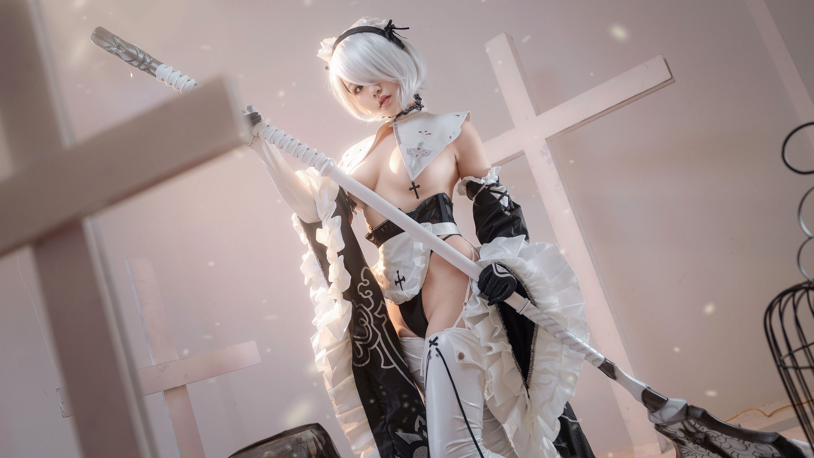 [福利COS] 七七娜娜子 - 2B女仆