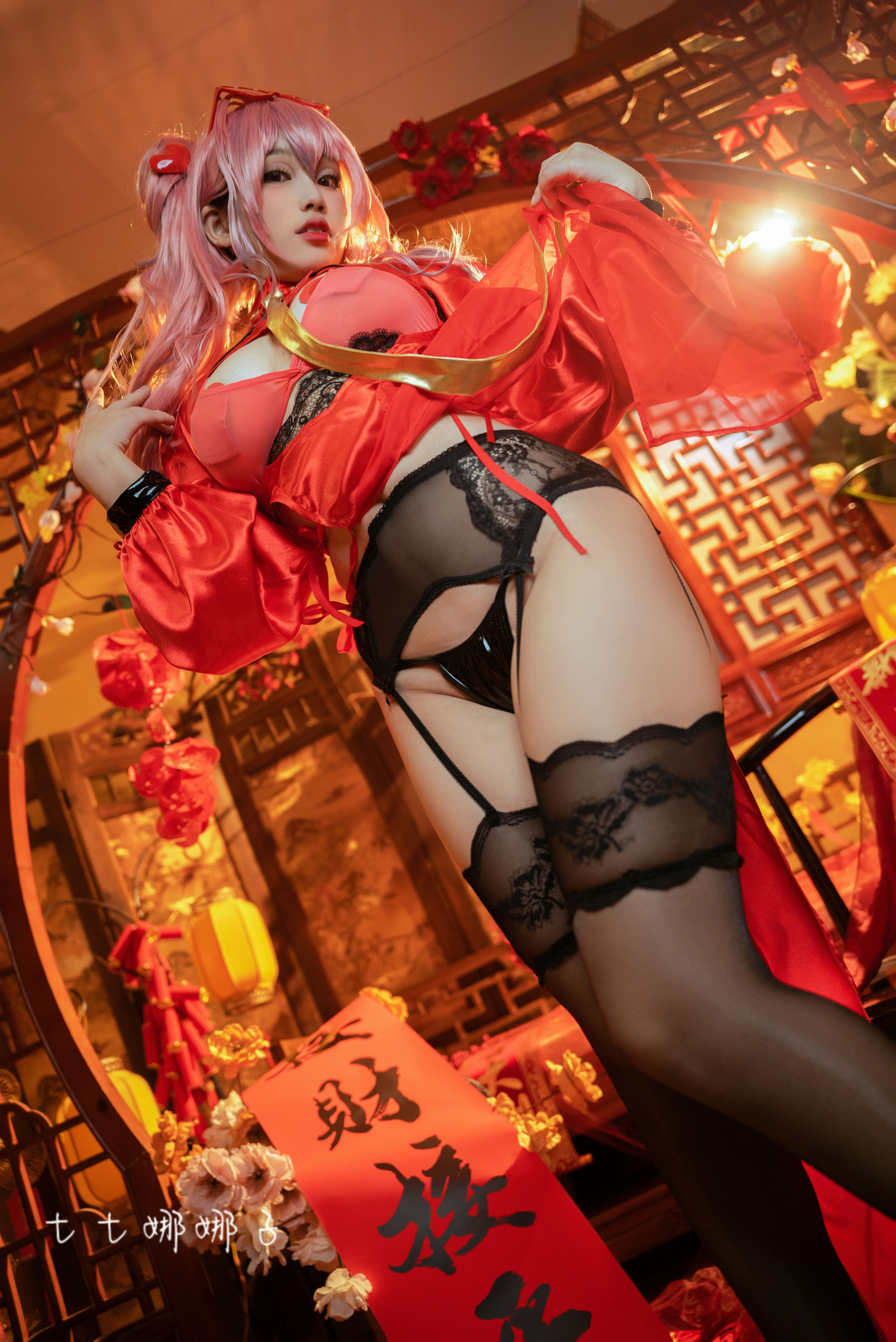 [福利COS] 七七娜娜子 - 布莱默顿新春旗袍
