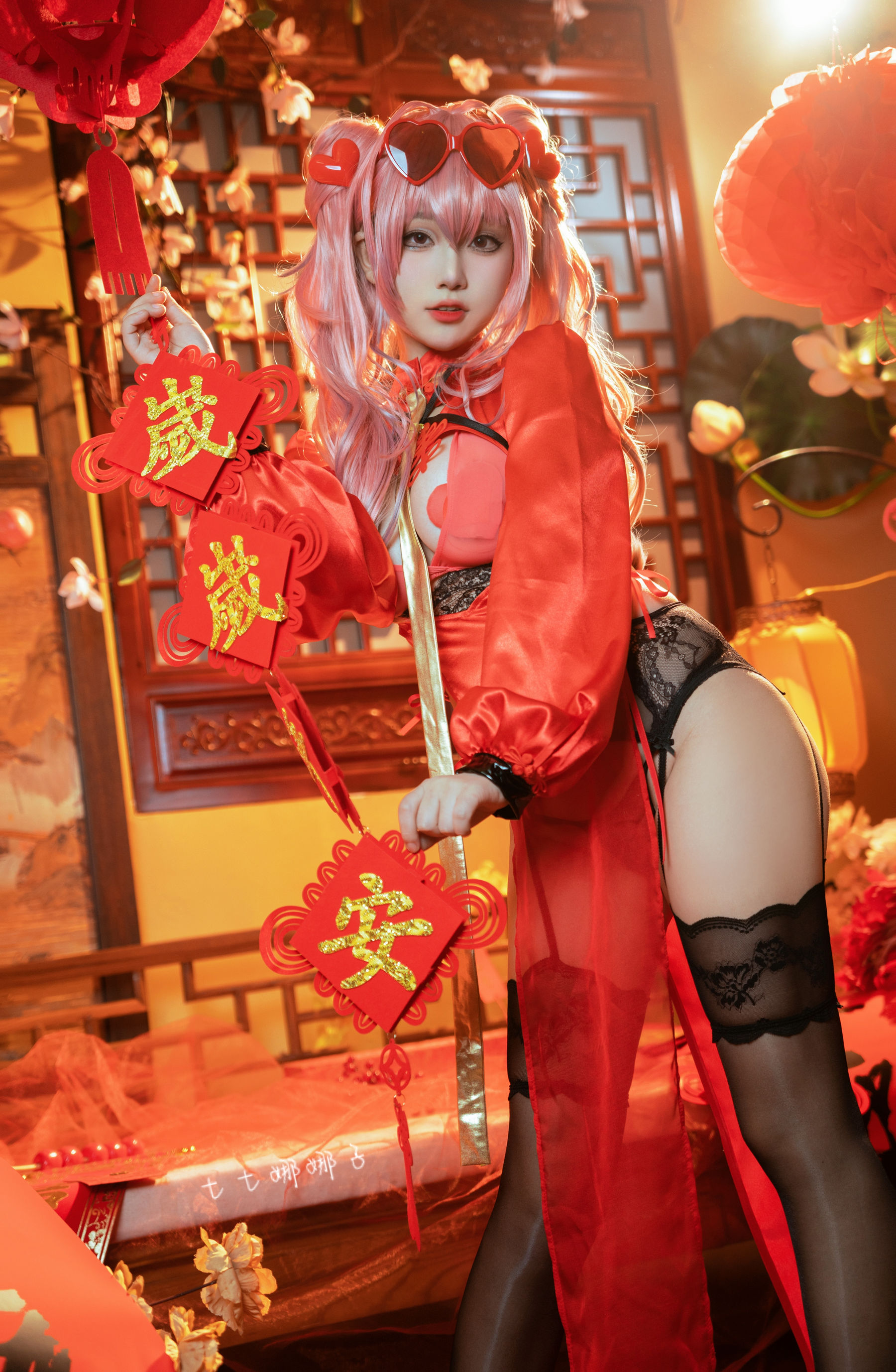 [福利COS] 七七娜娜子 - 布莱默顿新春旗袍