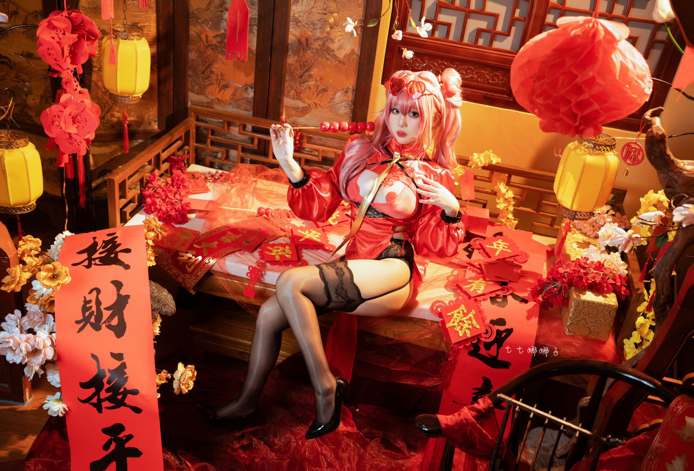 [福利COS] 七七娜娜子 - 布莱默顿新春旗袍