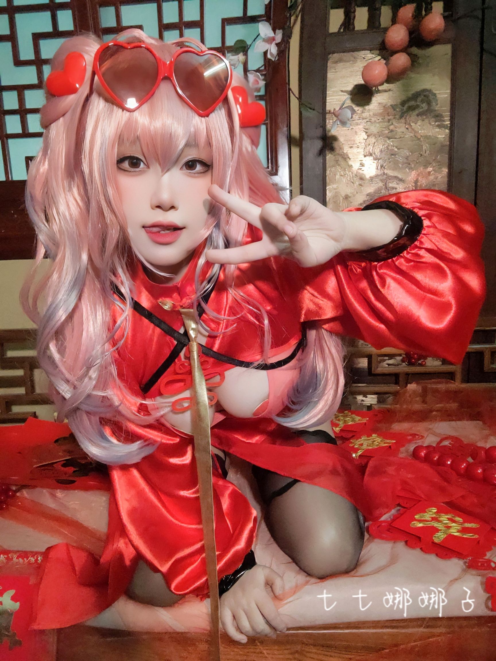 [福利COS] 七七娜娜子 - 布莱默顿新春旗袍