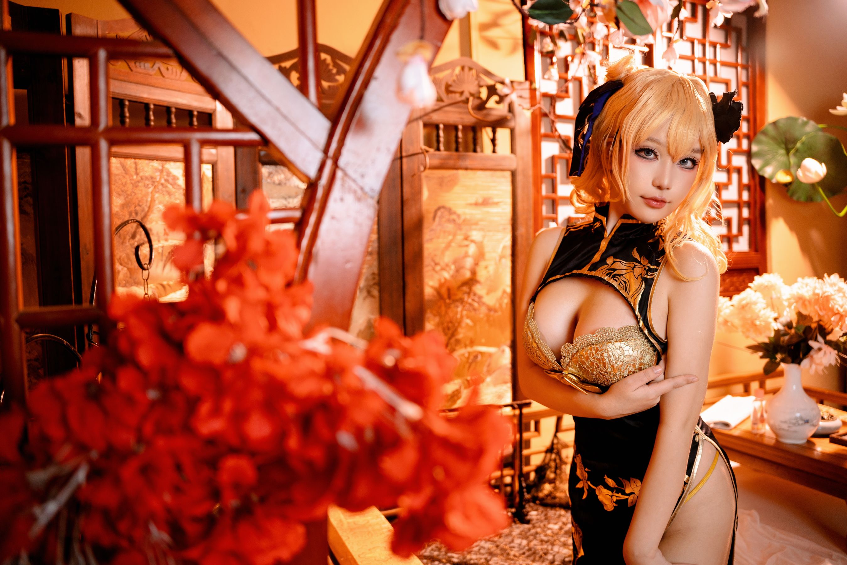 [福利COS] 七七娜娜子 - 金莲