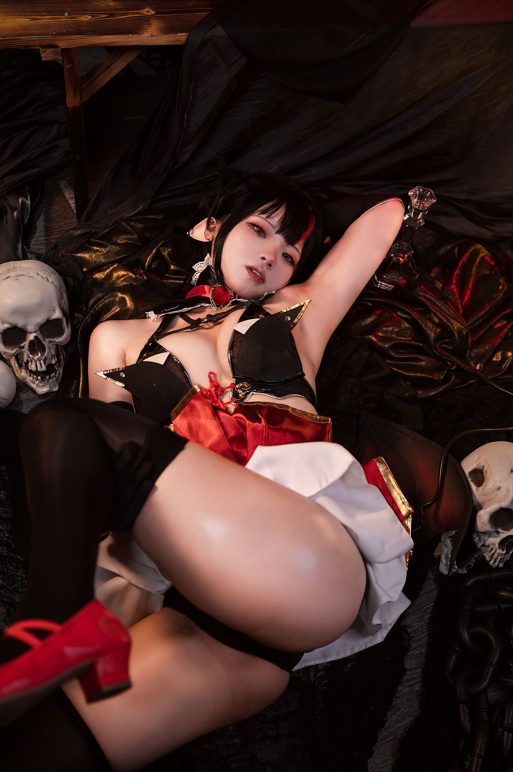 [福利COS] 伊喵君 - 萝贝莉雅