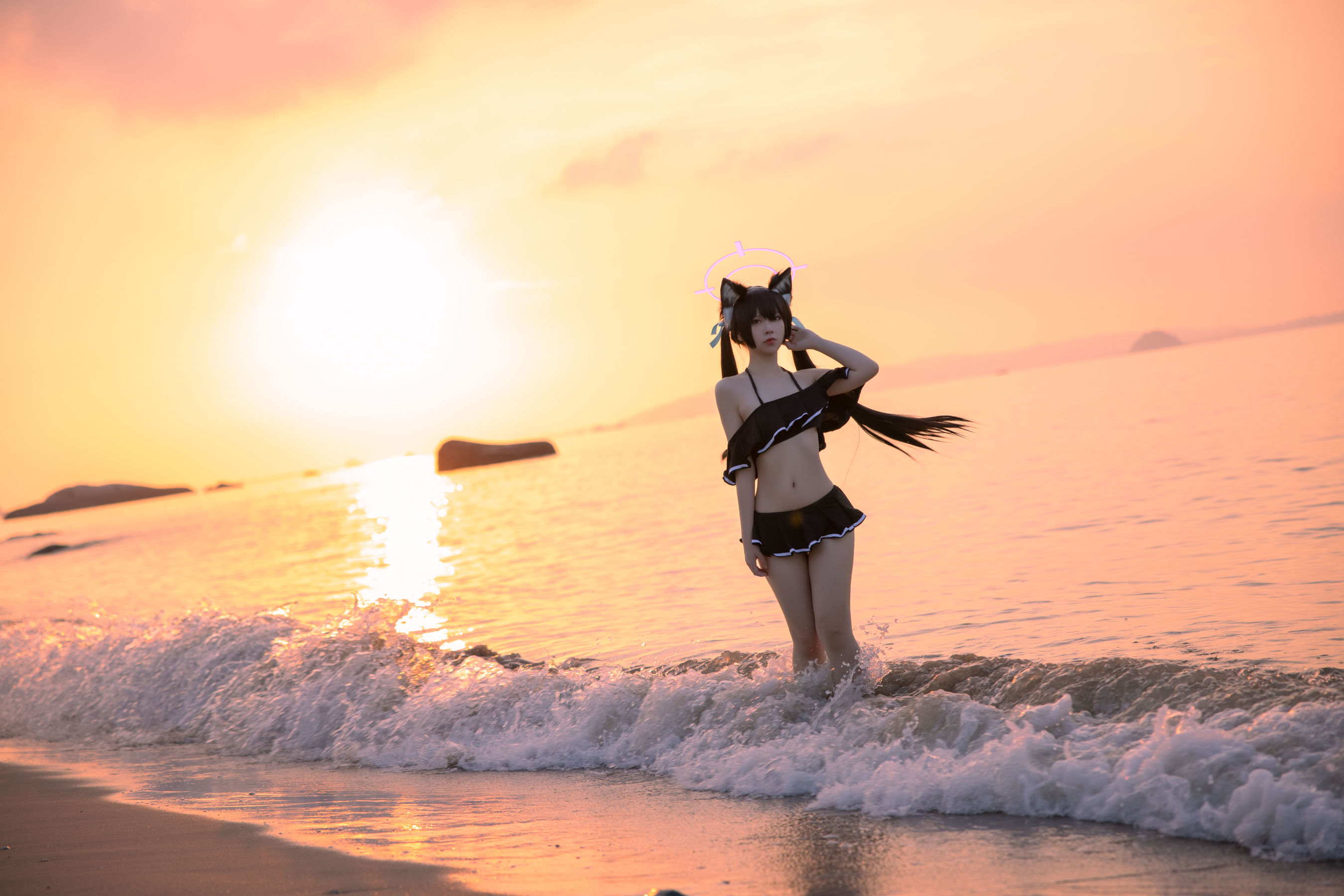 [福利COS] 动漫博主G44不会受伤 - 碧蓝档案 黑見芹香 海边泳装