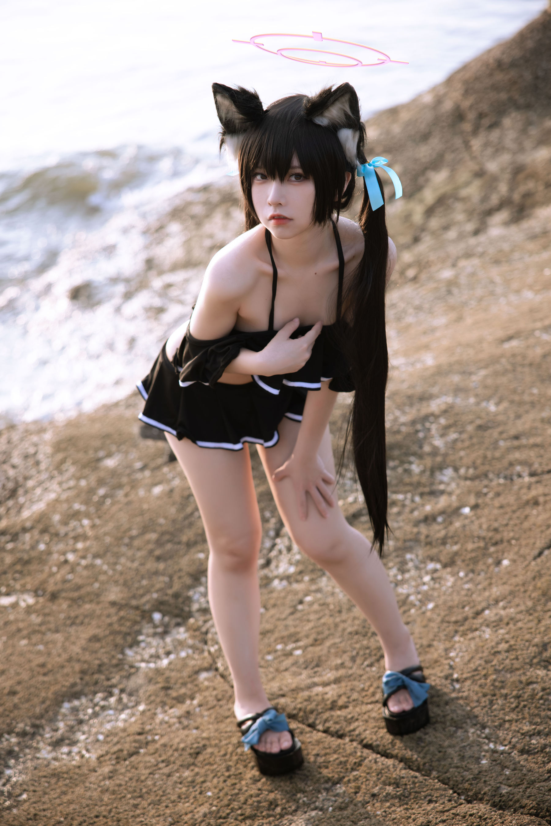 [福利COS] 动漫博主G44不会受伤 - 碧蓝档案 黑見芹香 海边泳装
