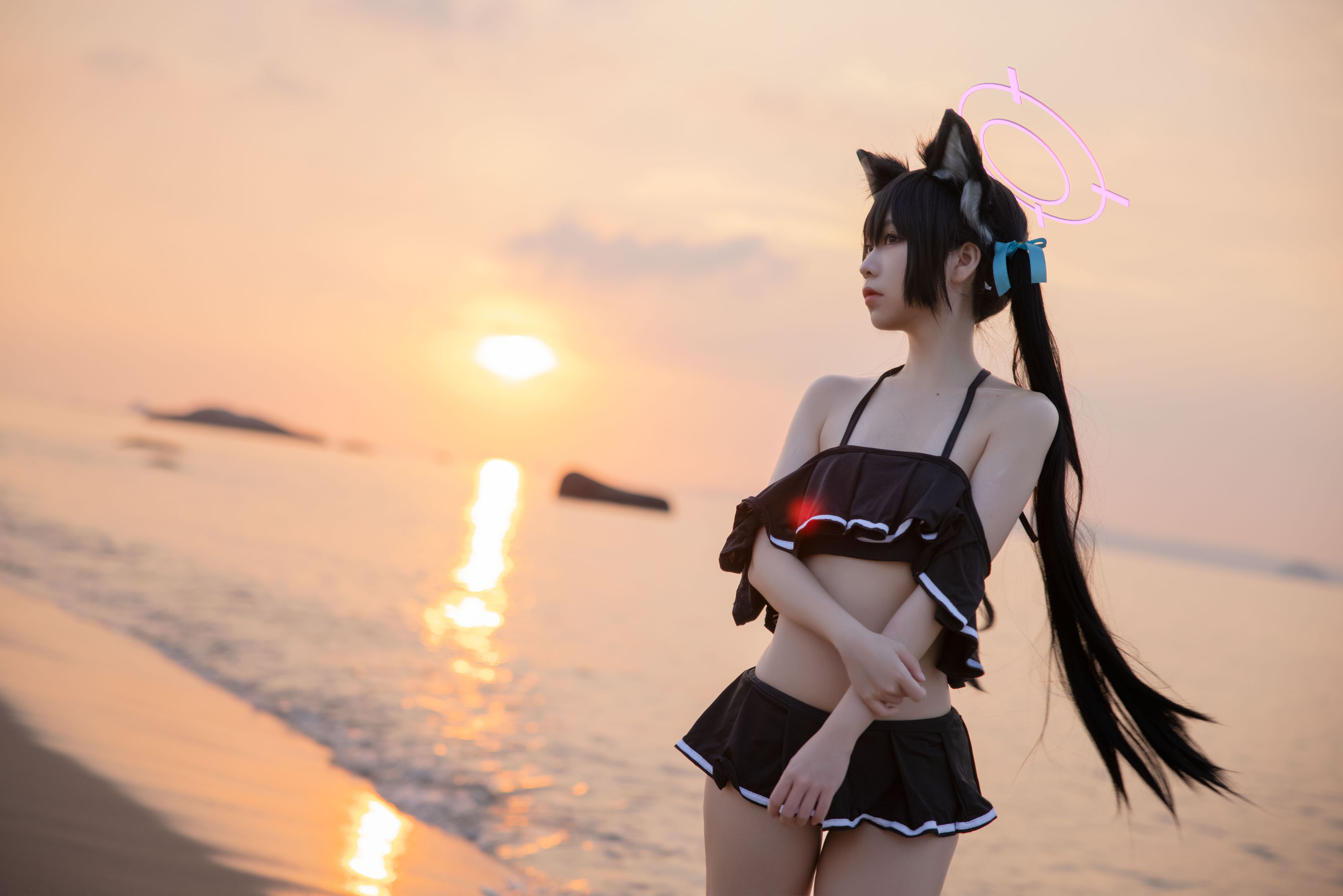 [福利COS] 动漫博主G44不会受伤 - 碧蓝档案 黑見芹香 海边泳装