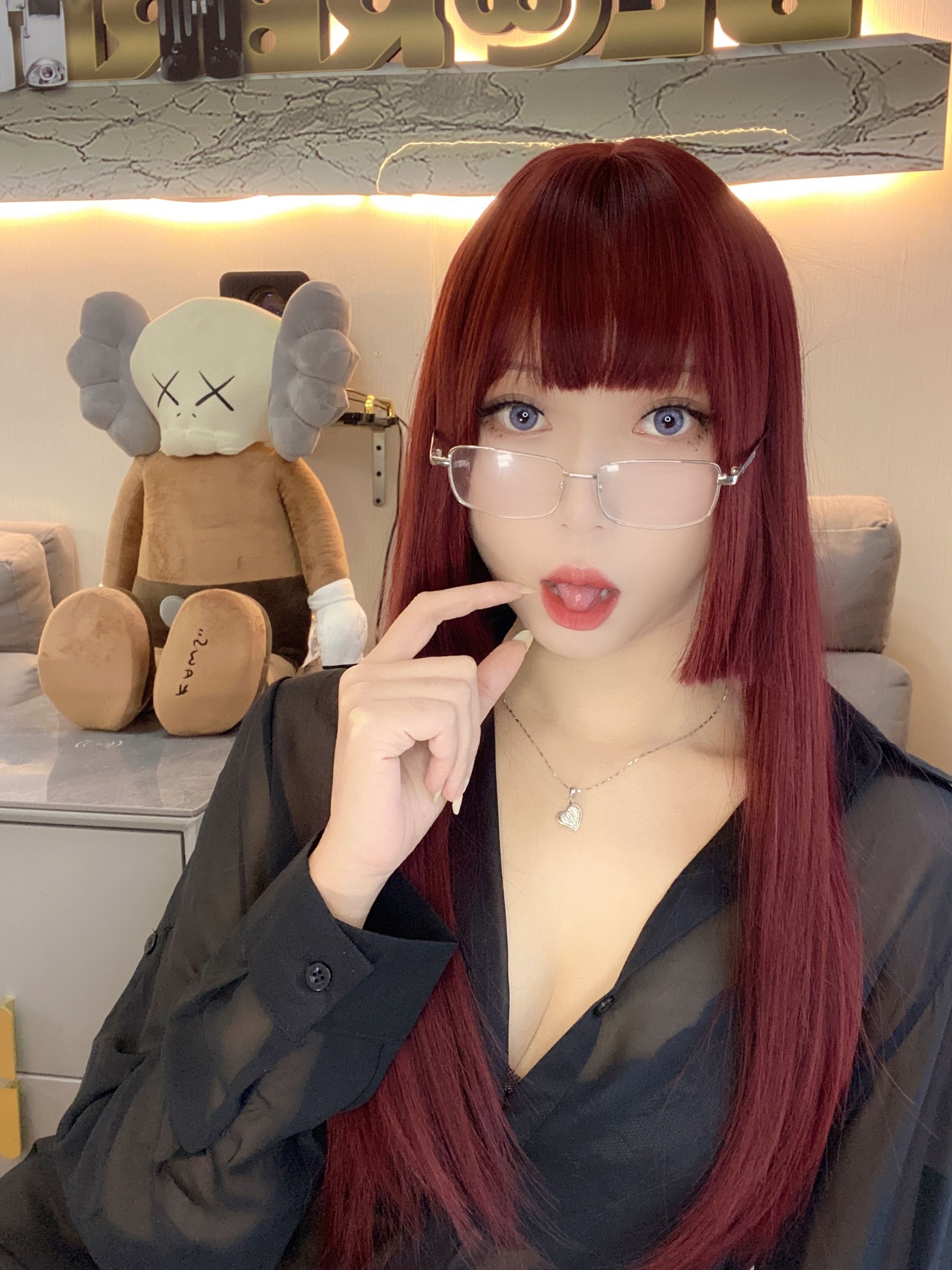 [福利COS] 动漫博主Money冷冷 - 黑衬衫