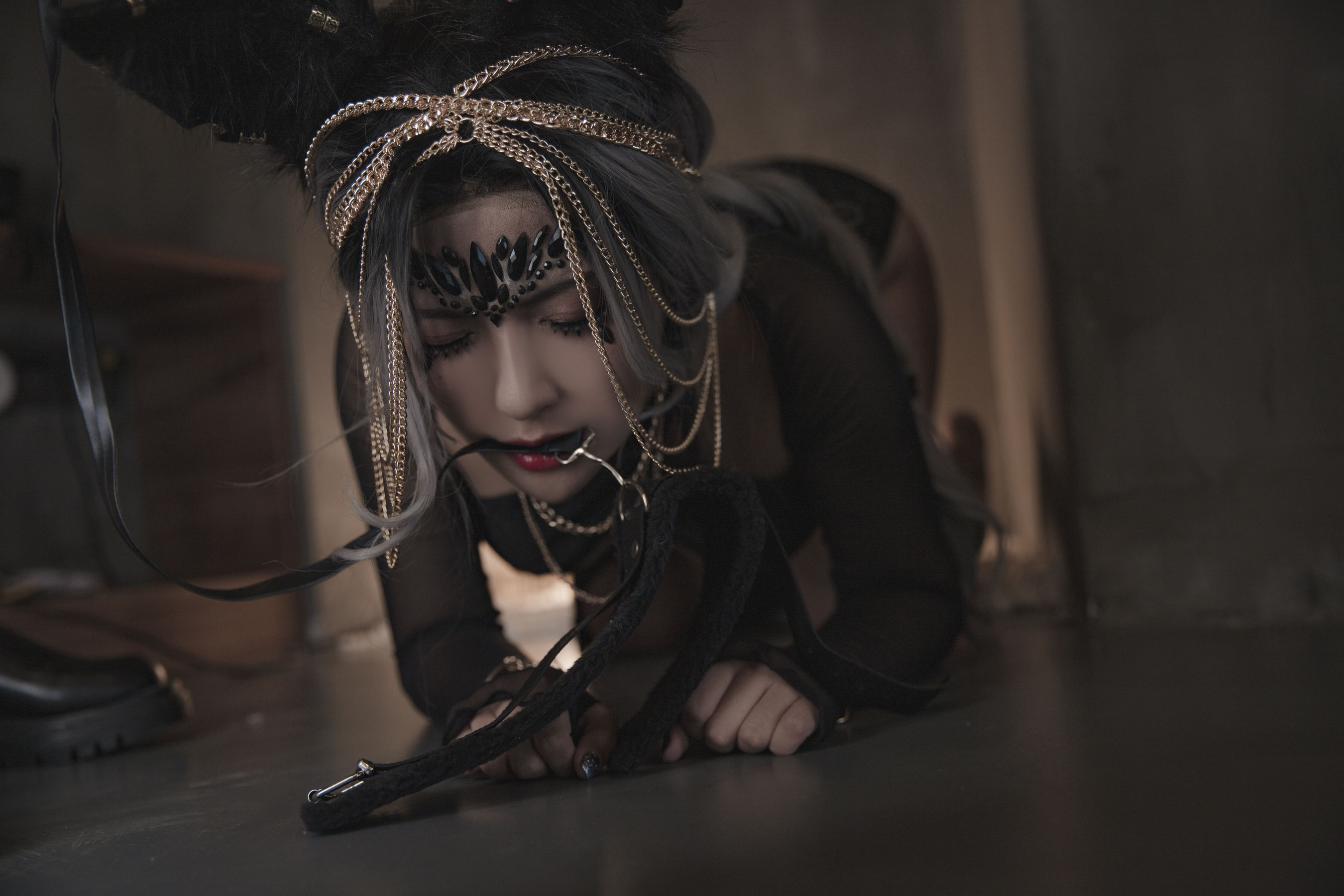 [福利COS] 动漫博主洛璃LoLiSAMA - 狼少女 狼女的调教