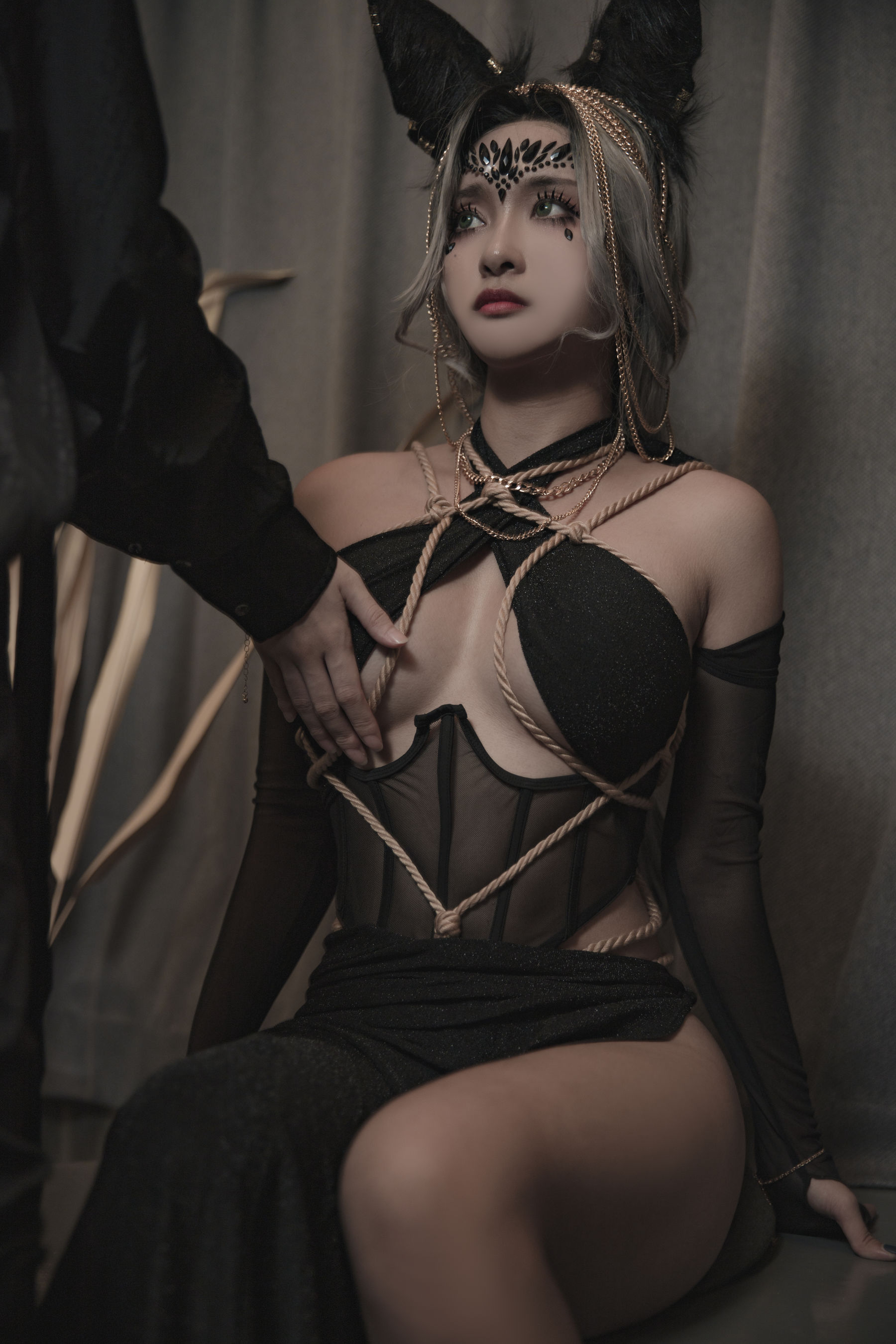[福利COS] 动漫博主洛璃LoLiSAMA - 狼少女 狼女的调教