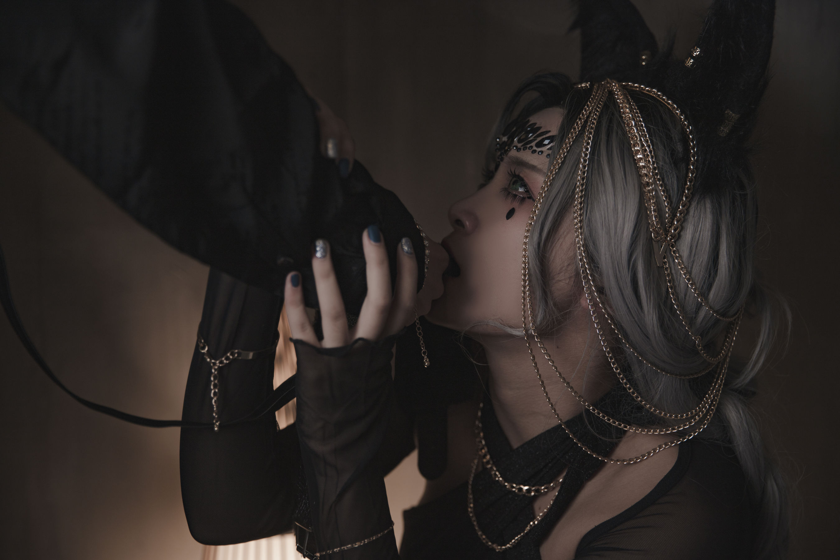 [福利COS] 动漫博主洛璃LoLiSAMA - 狼少女 狼女的调教