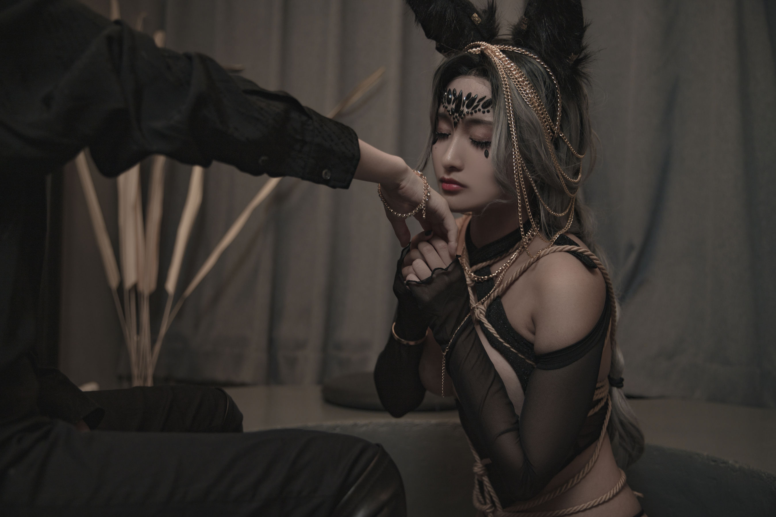 [福利COS] 动漫博主洛璃LoLiSAMA - 狼少女 狼女的调教
