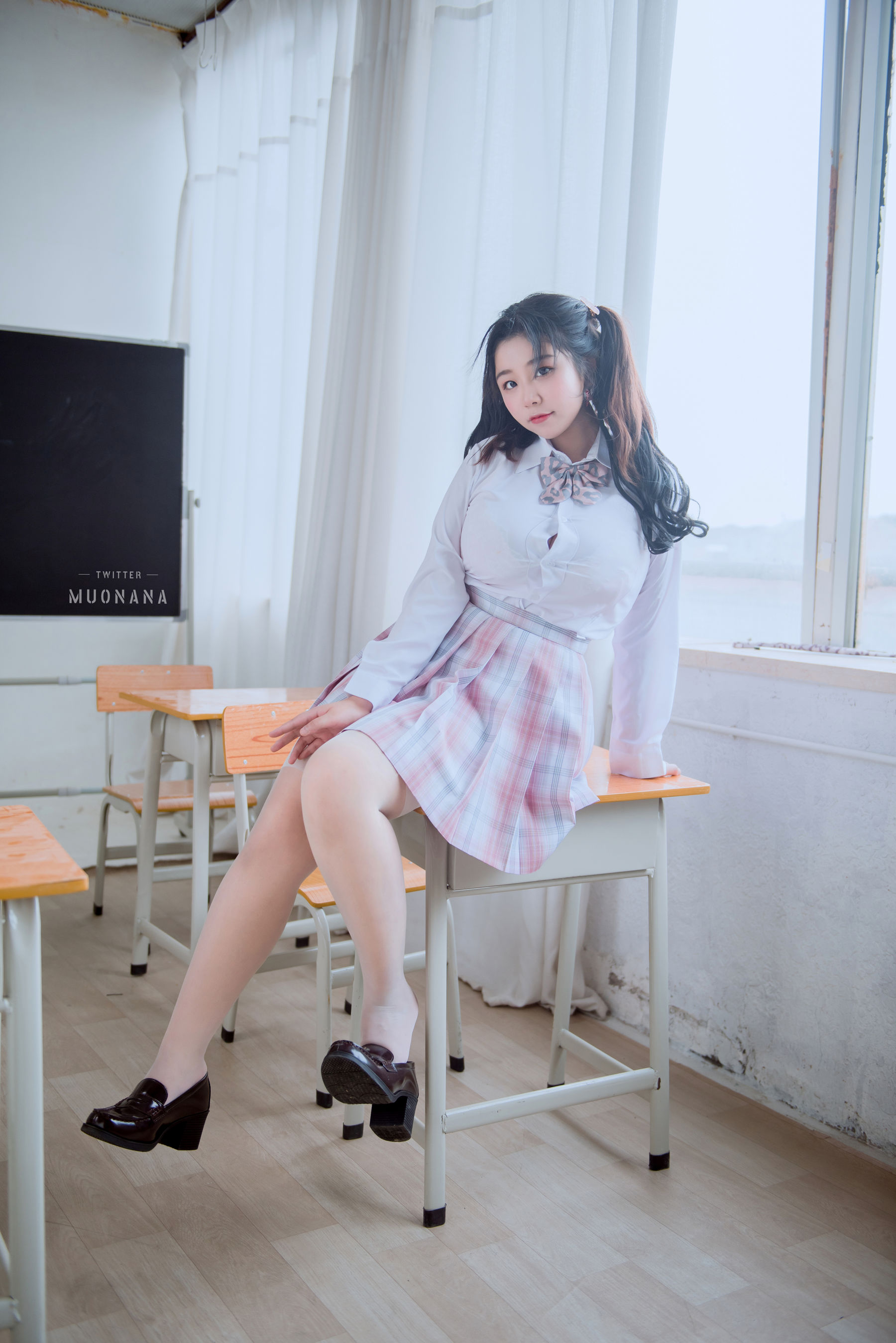 [福利COS] 动漫博主穆零Mu0 - 老师学生