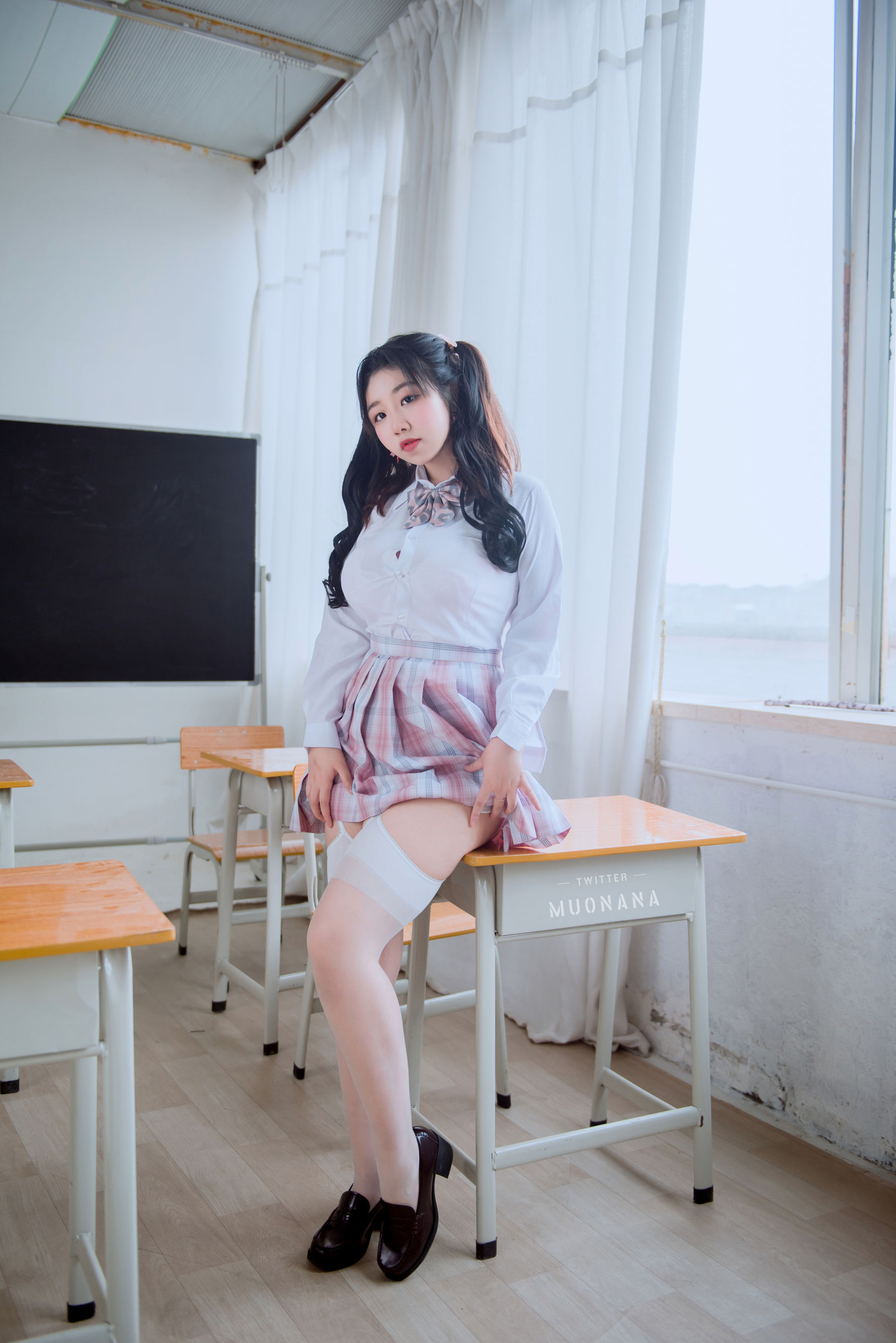 [福利COS] 动漫博主穆零Mu0 - 老师学生