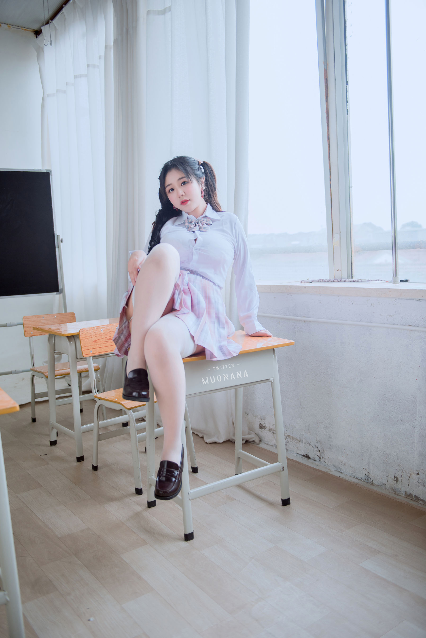 [福利COS] 动漫博主穆零Mu0 - 老师学生
