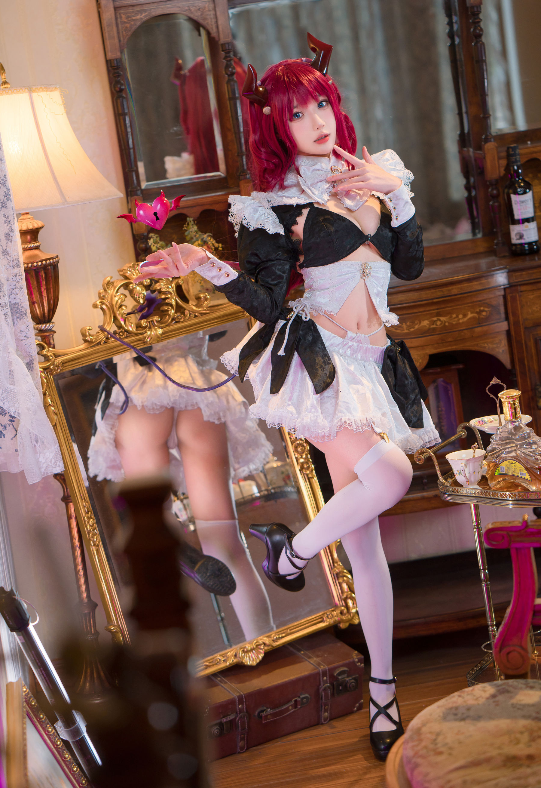 [福利COS] 动漫博主阿包也是兔娘 - 莉莉娅女仆