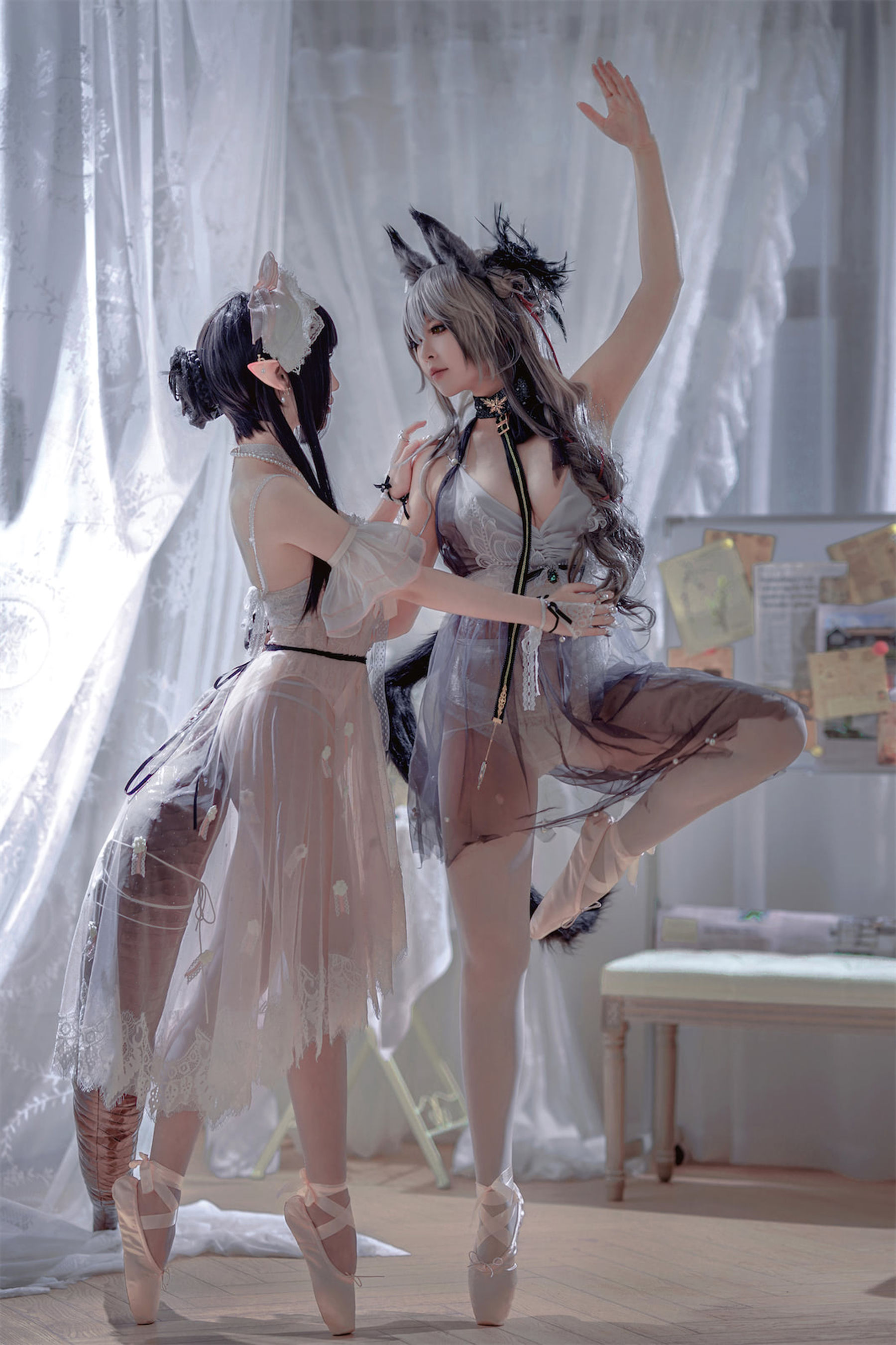 [福利COS] 可爱人气Coser面饼仙儿&半半子 - Arknights 黑x森蚺バレエ