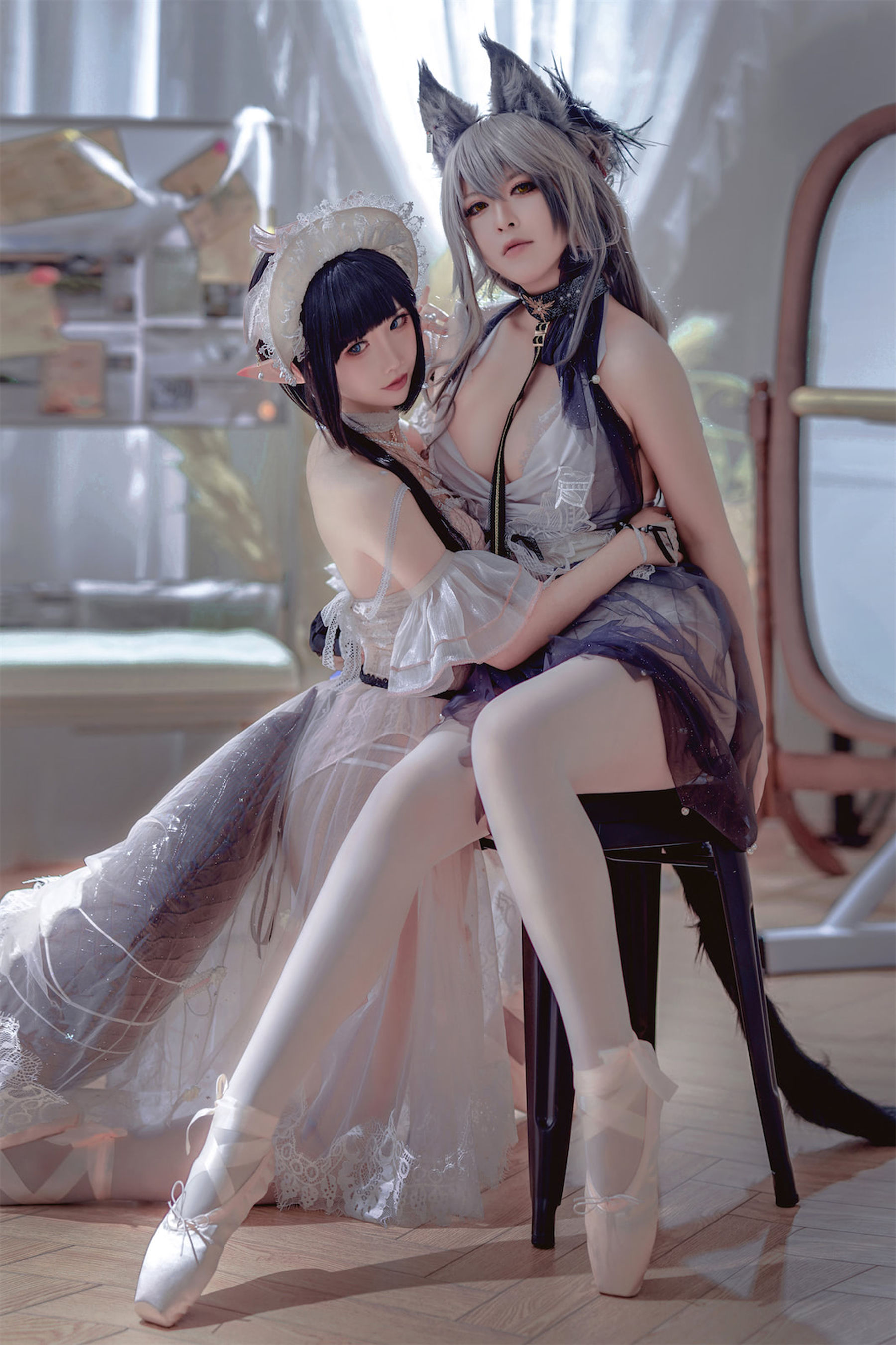 [福利COS] 可爱人气Coser面饼仙儿&半半子 - Arknights 黑x森蚺バレエ