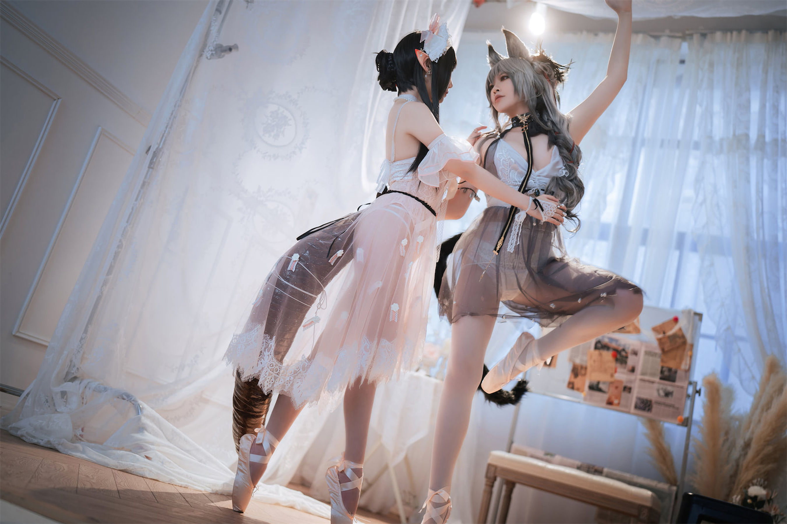 [福利COS] 可爱人气Coser面饼仙儿&半半子 - Arknights 黑x森蚺バレエ