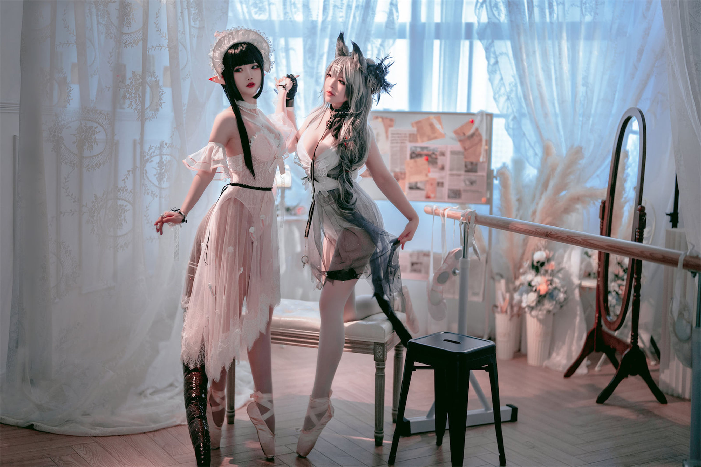 [福利COS] 可爱人气Coser面饼仙儿&半半子 - Arknights 黑x森蚺バレエ