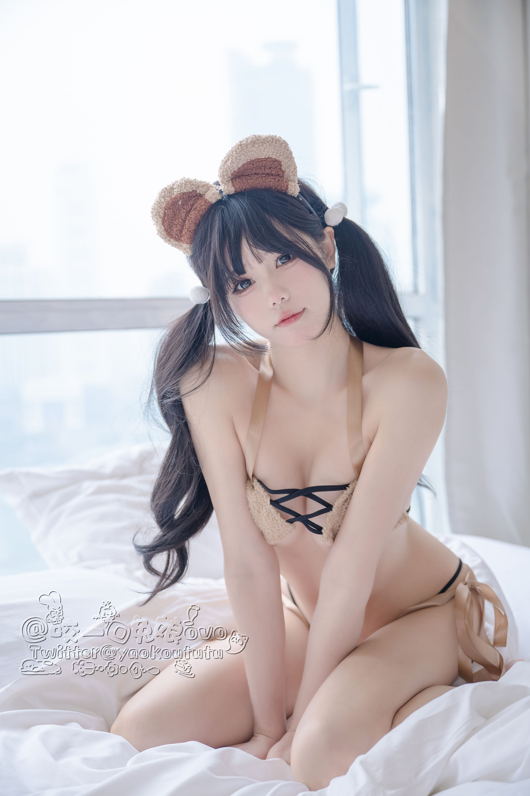 [福利COS] 咬一口兔娘 - 小熊睡衣