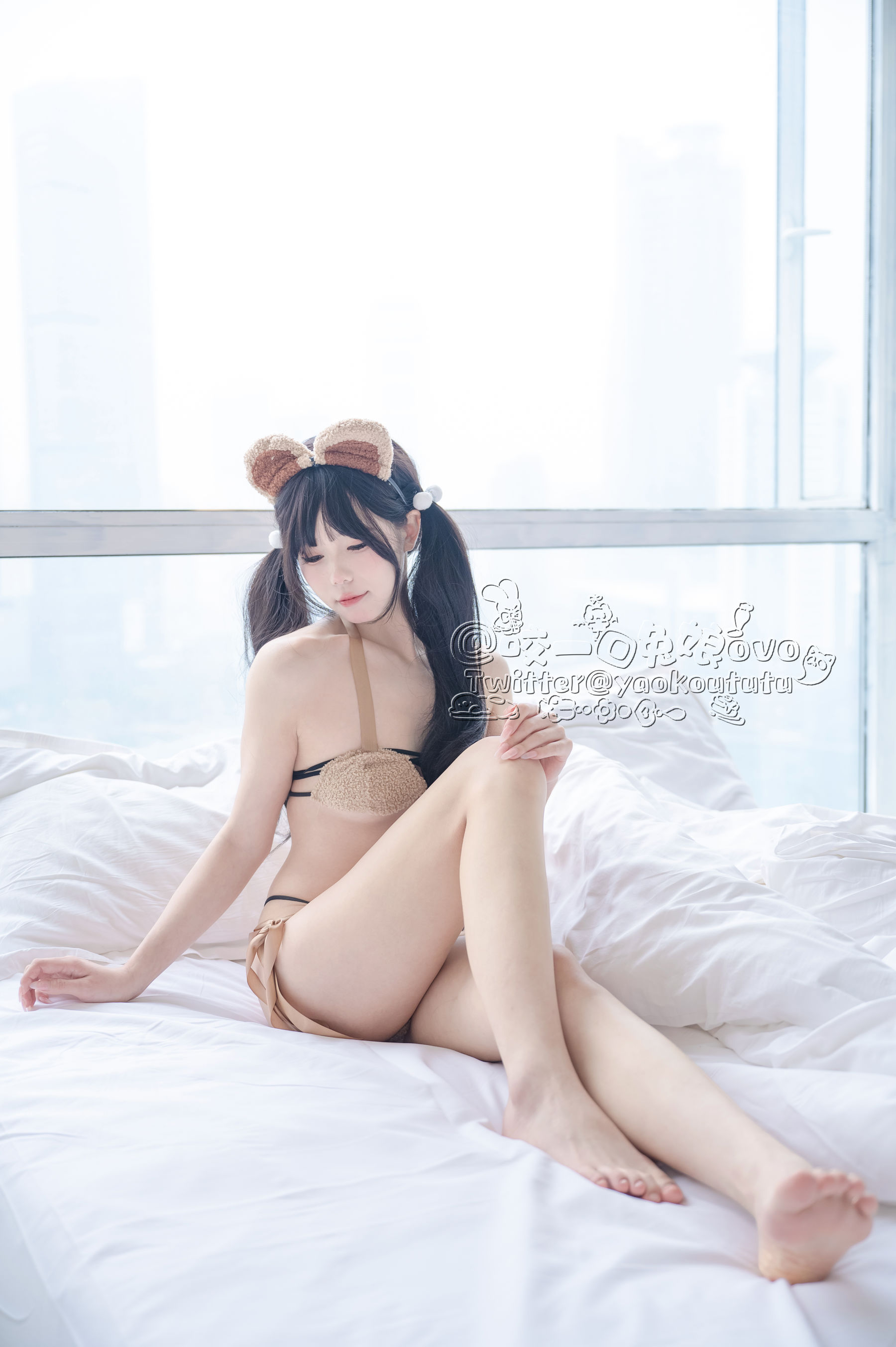 [福利COS] 咬一口兔娘 - 小熊睡衣