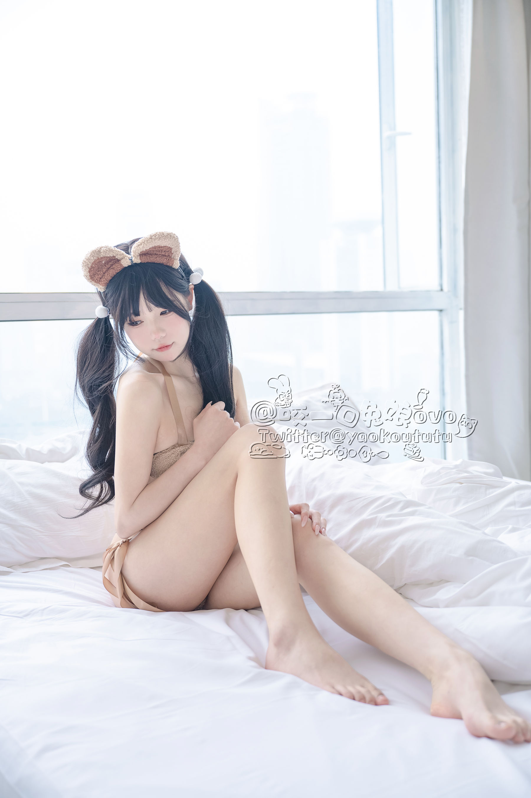 [福利COS] 咬一口兔娘 - 小熊睡衣