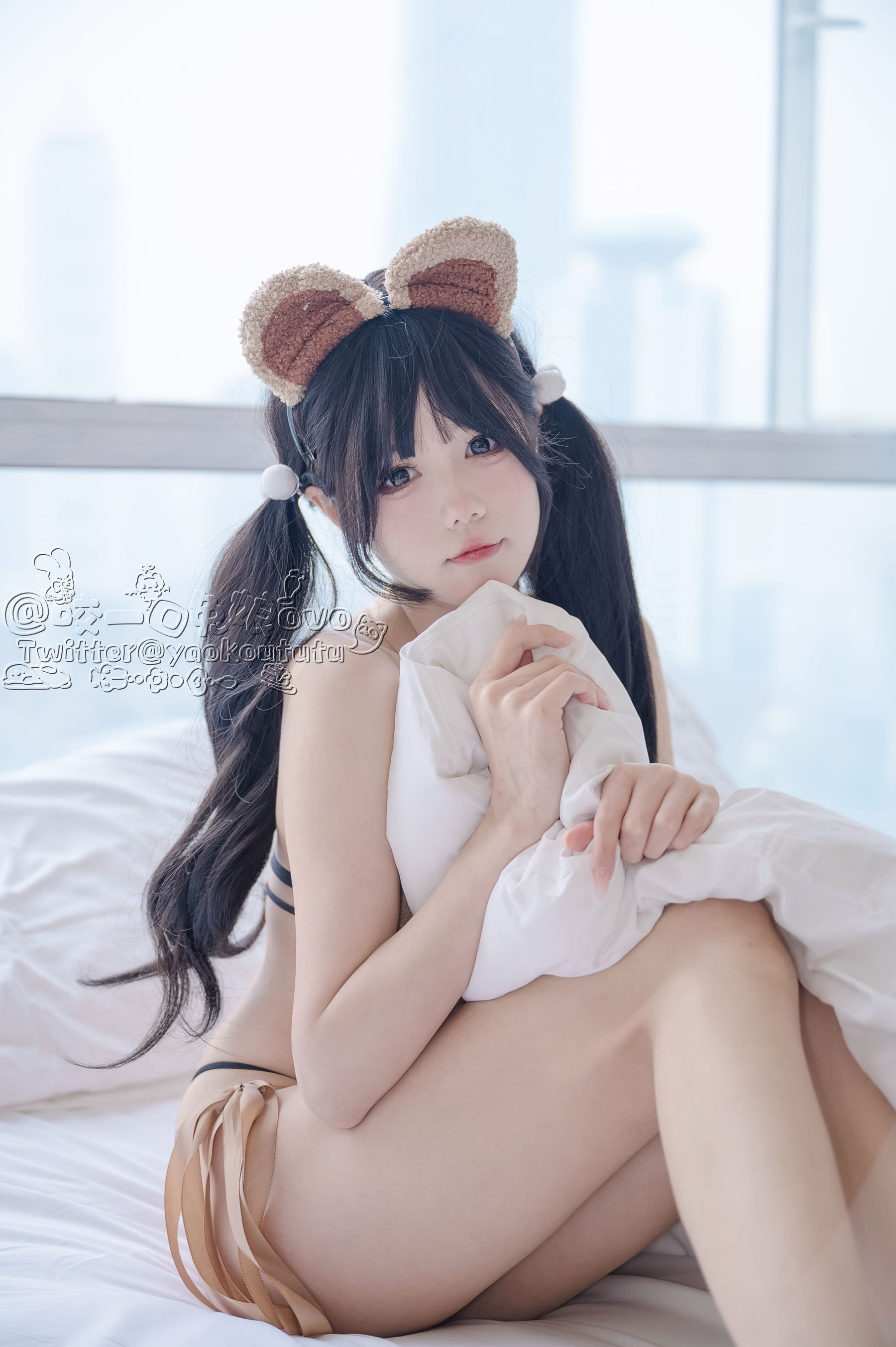 [福利COS] 咬一口兔娘 - 小熊睡衣