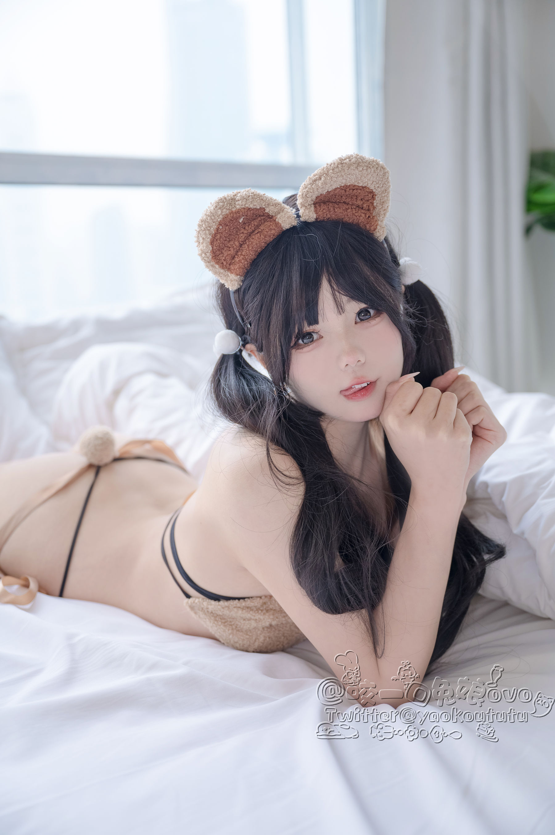 [福利COS] 咬一口兔娘 - 小熊睡衣