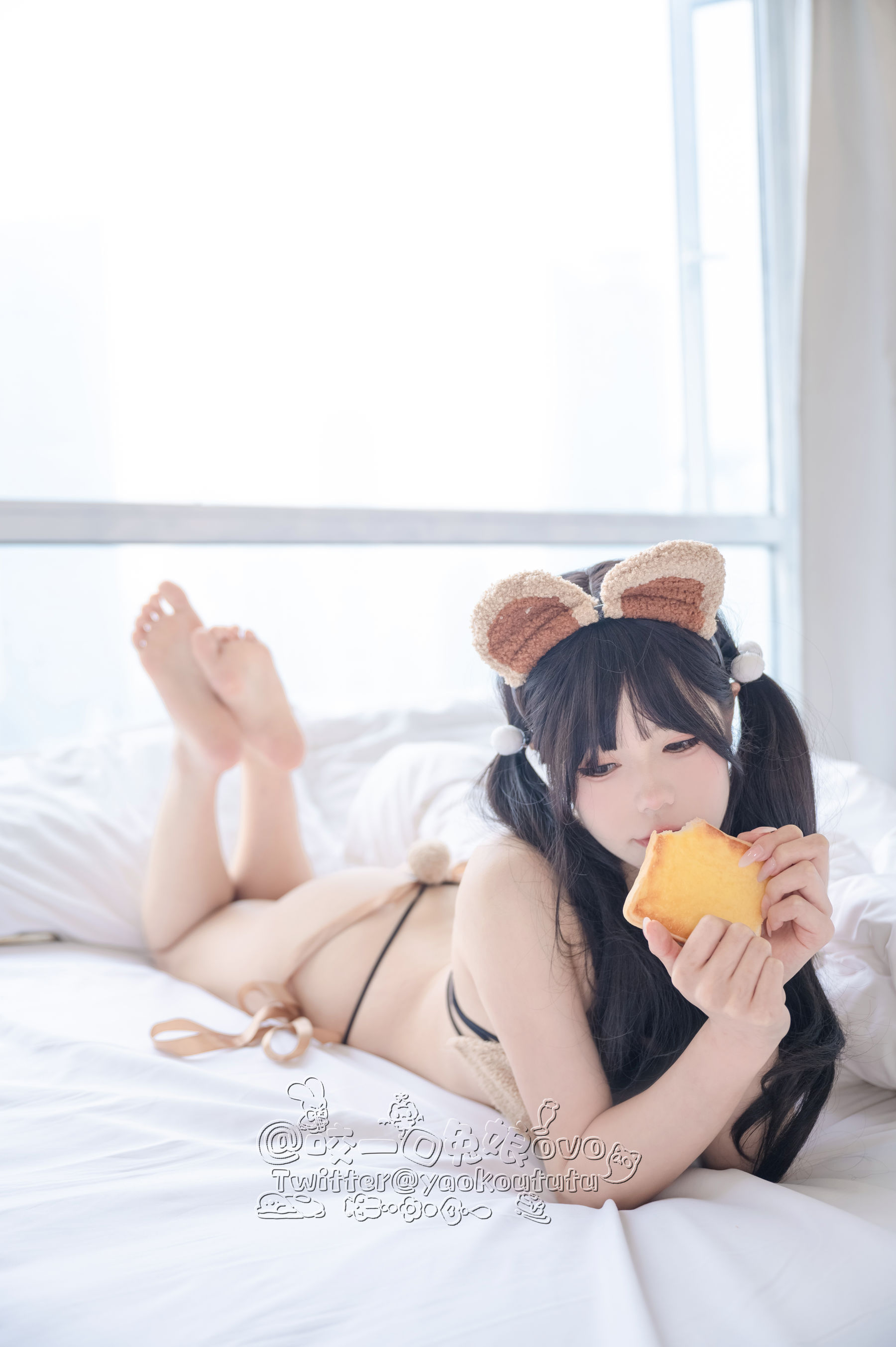 [福利COS] 咬一口兔娘 - 小熊睡衣