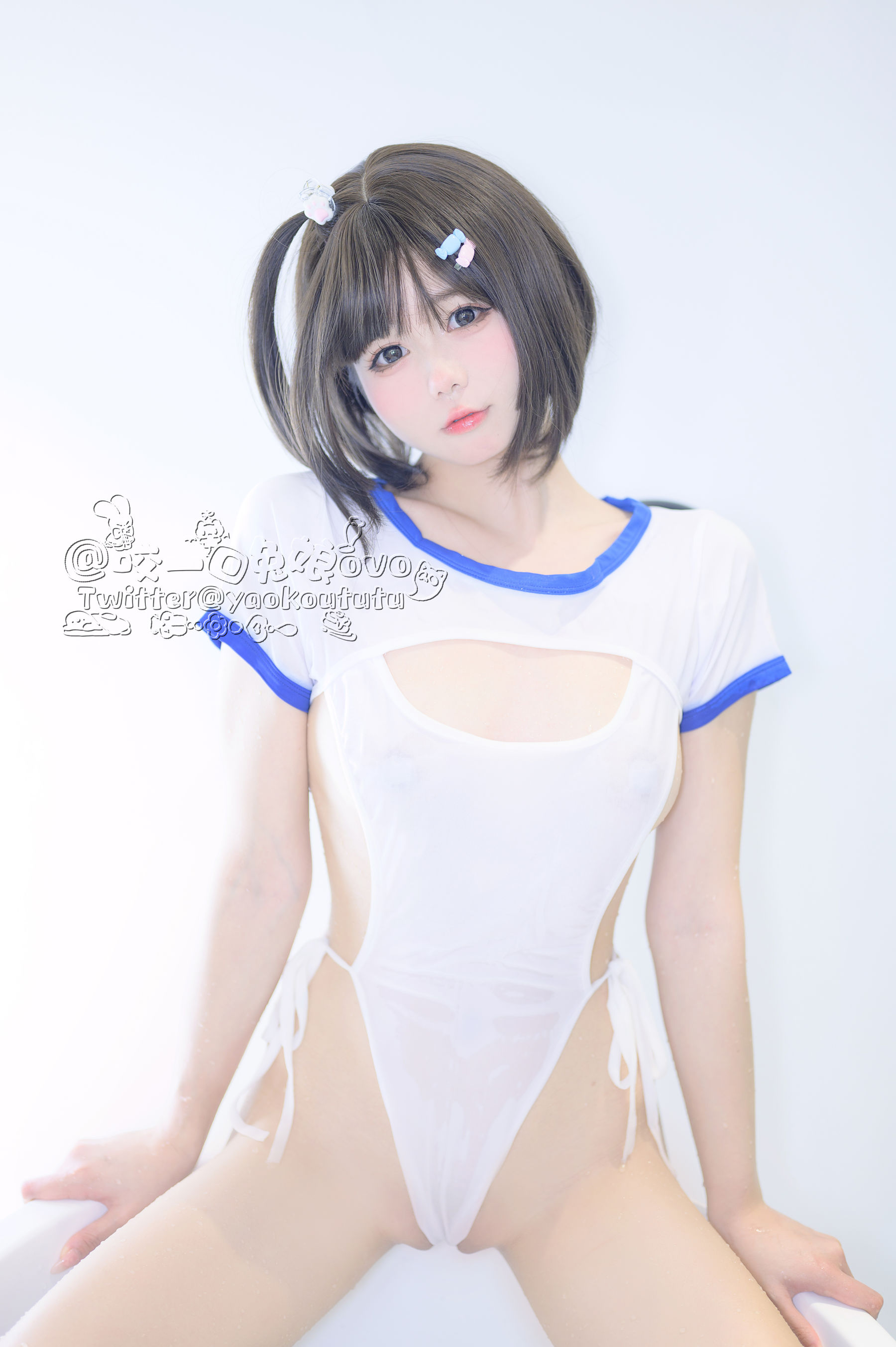 [福利COS] 咬一口兔娘 - 纯白欲缸
