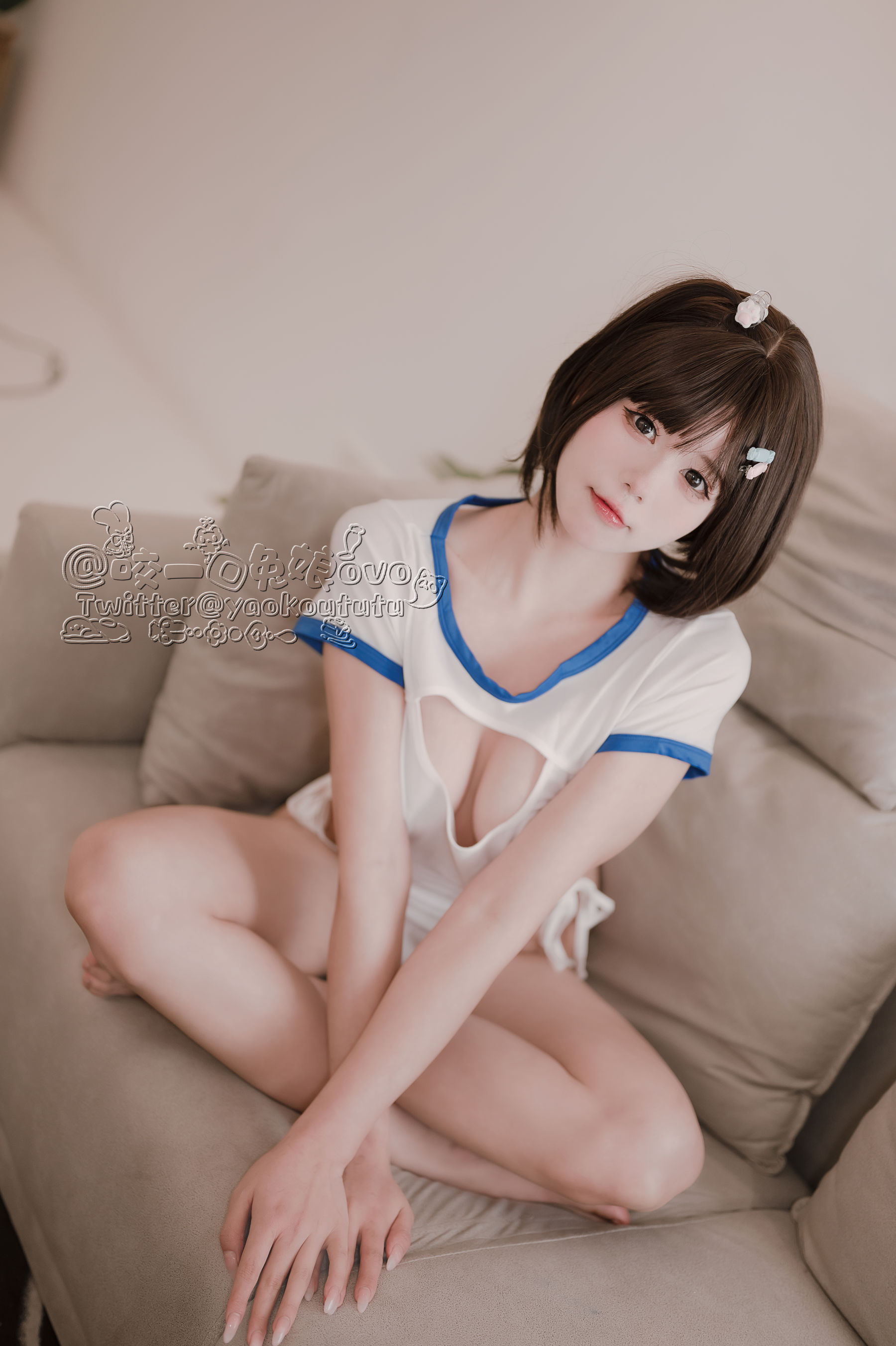 [福利COS] 咬一口兔娘 - 纯白欲缸