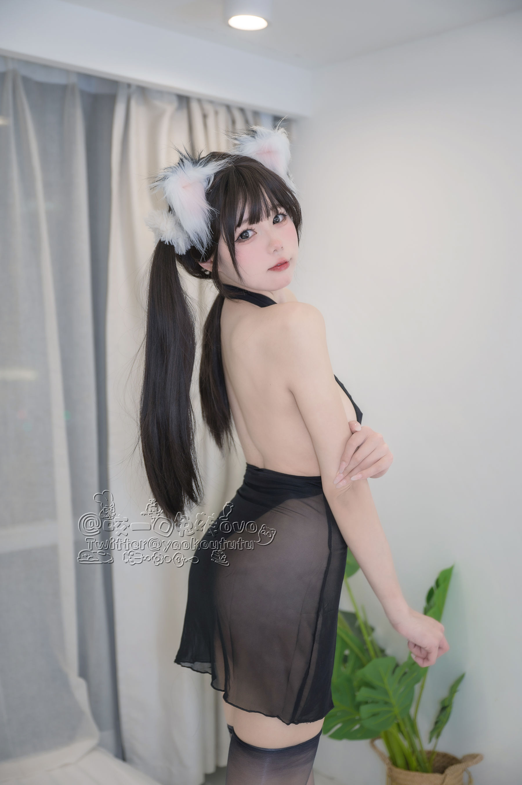 [福利COS] 咬一口兔娘 - 黑白配