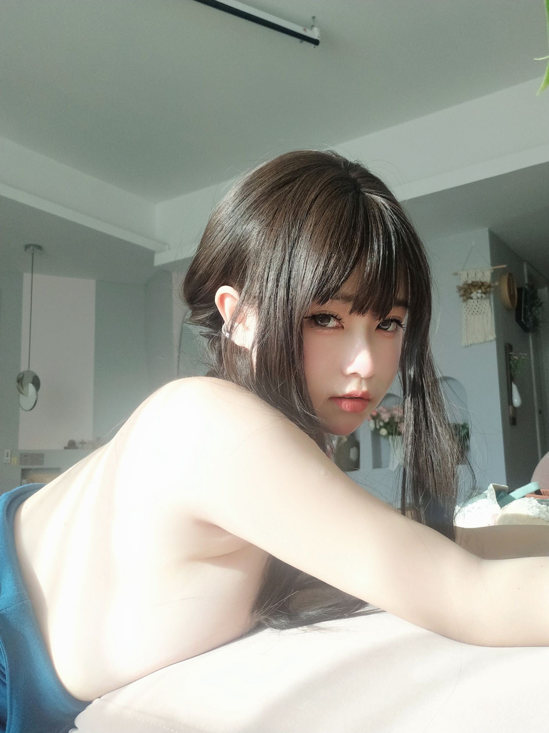 [福利COS] 女主K - 乘凉的姐姐