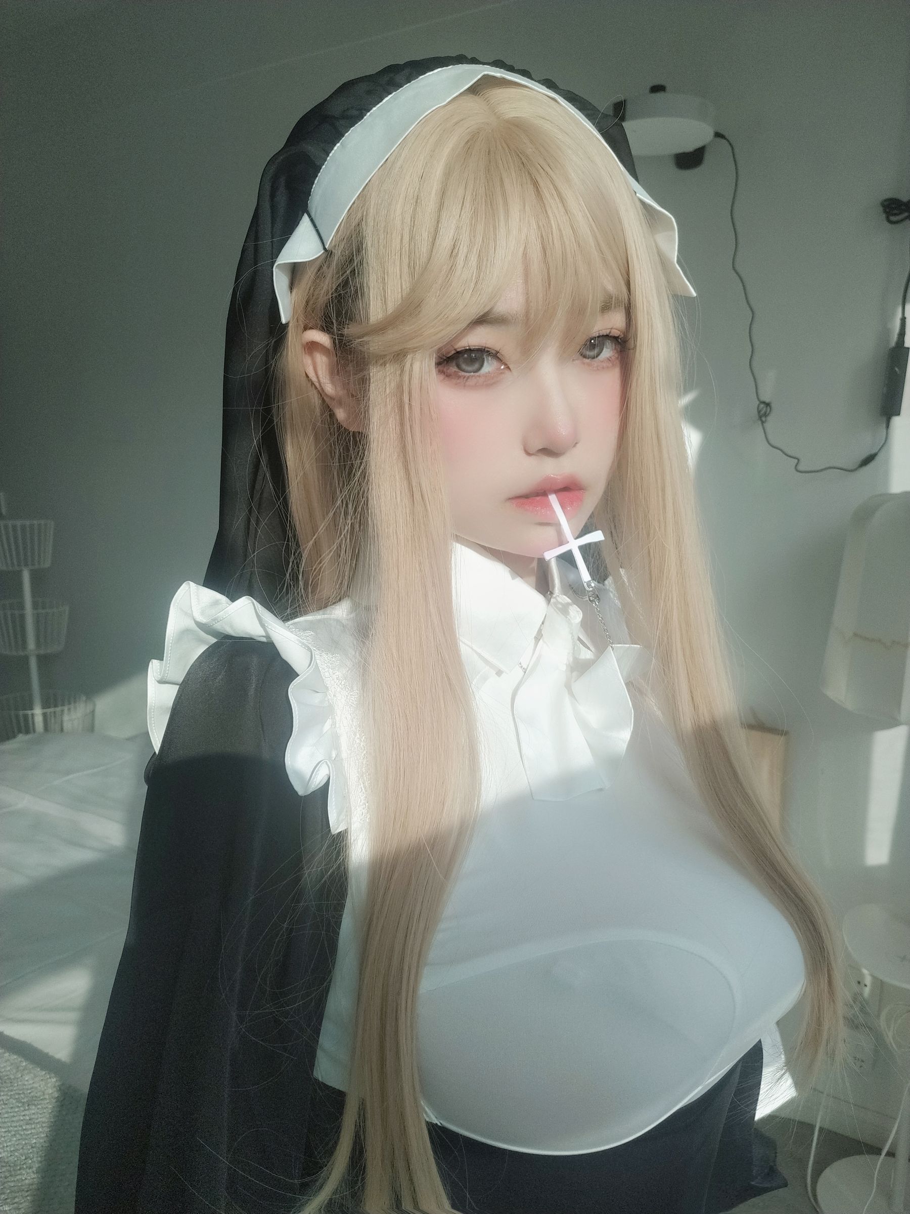 [福利COS] 女主K - 修女