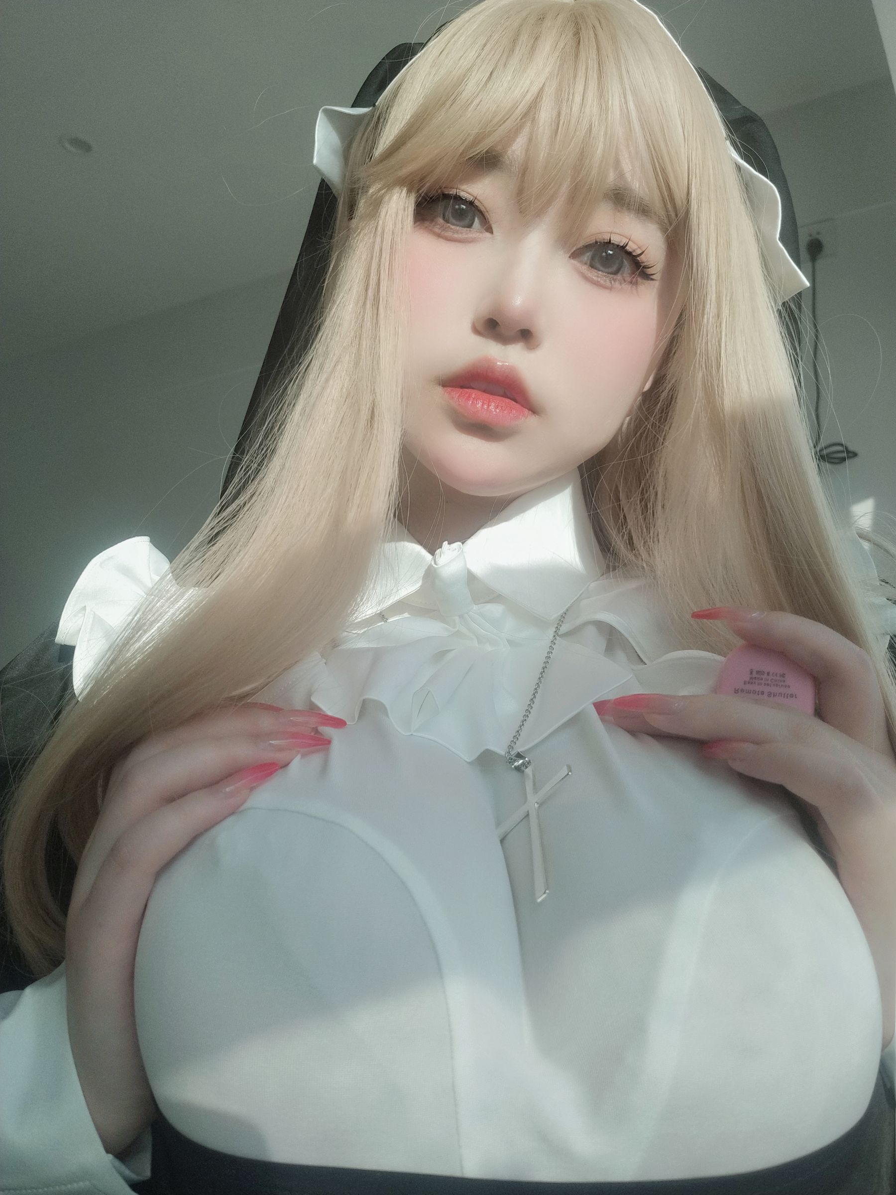 [福利COS] 女主K - 修女