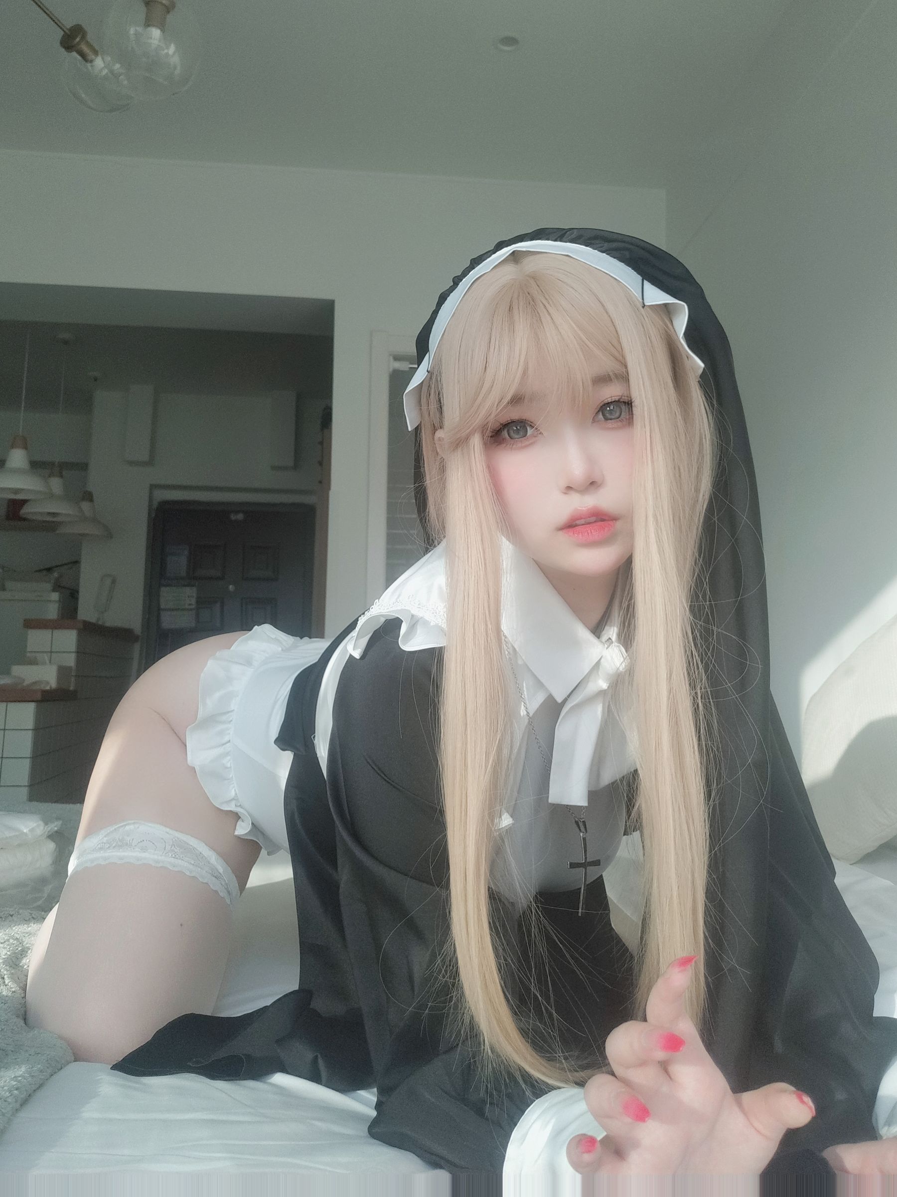 [福利COS] 女主K - 修女