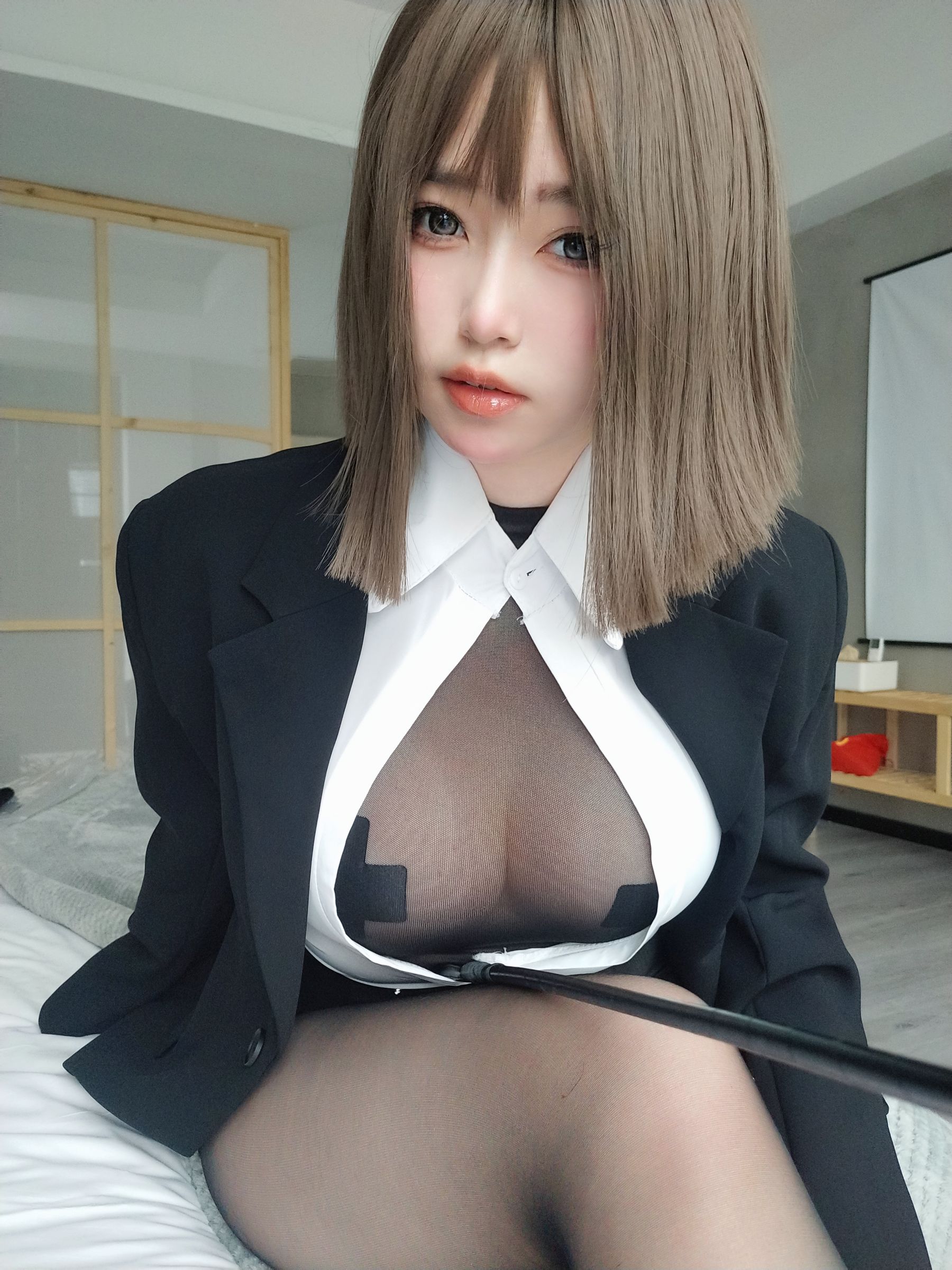 [福利COS] 女主K - 大胆的秘书