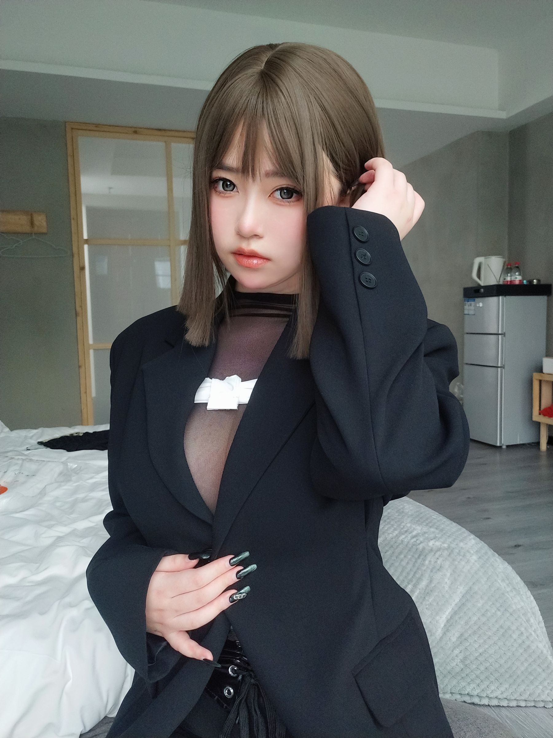 [福利COS] 女主K - 大胆的秘书