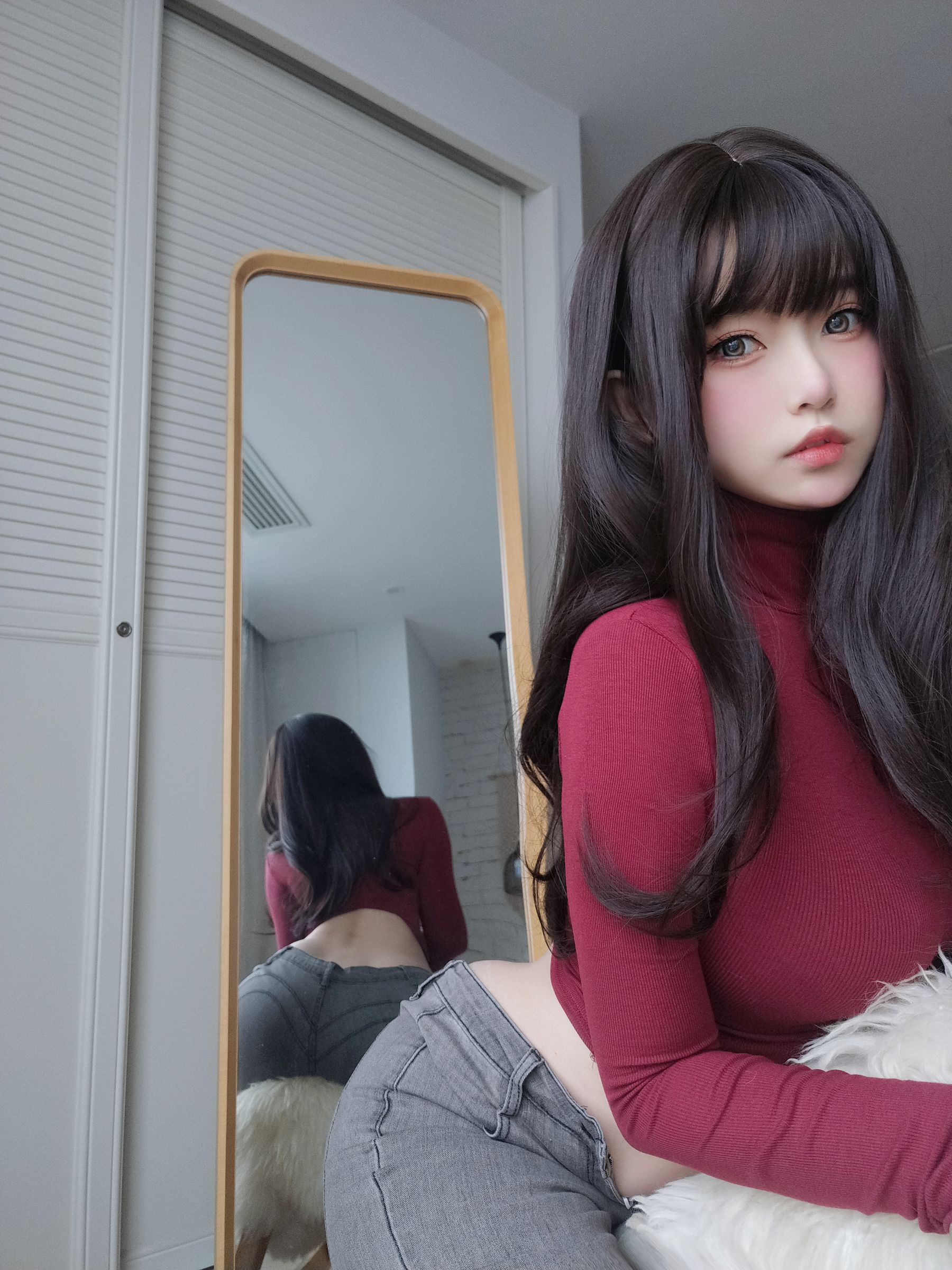 [福利COS] 女主K - 红色毛衣的丰满妹妹